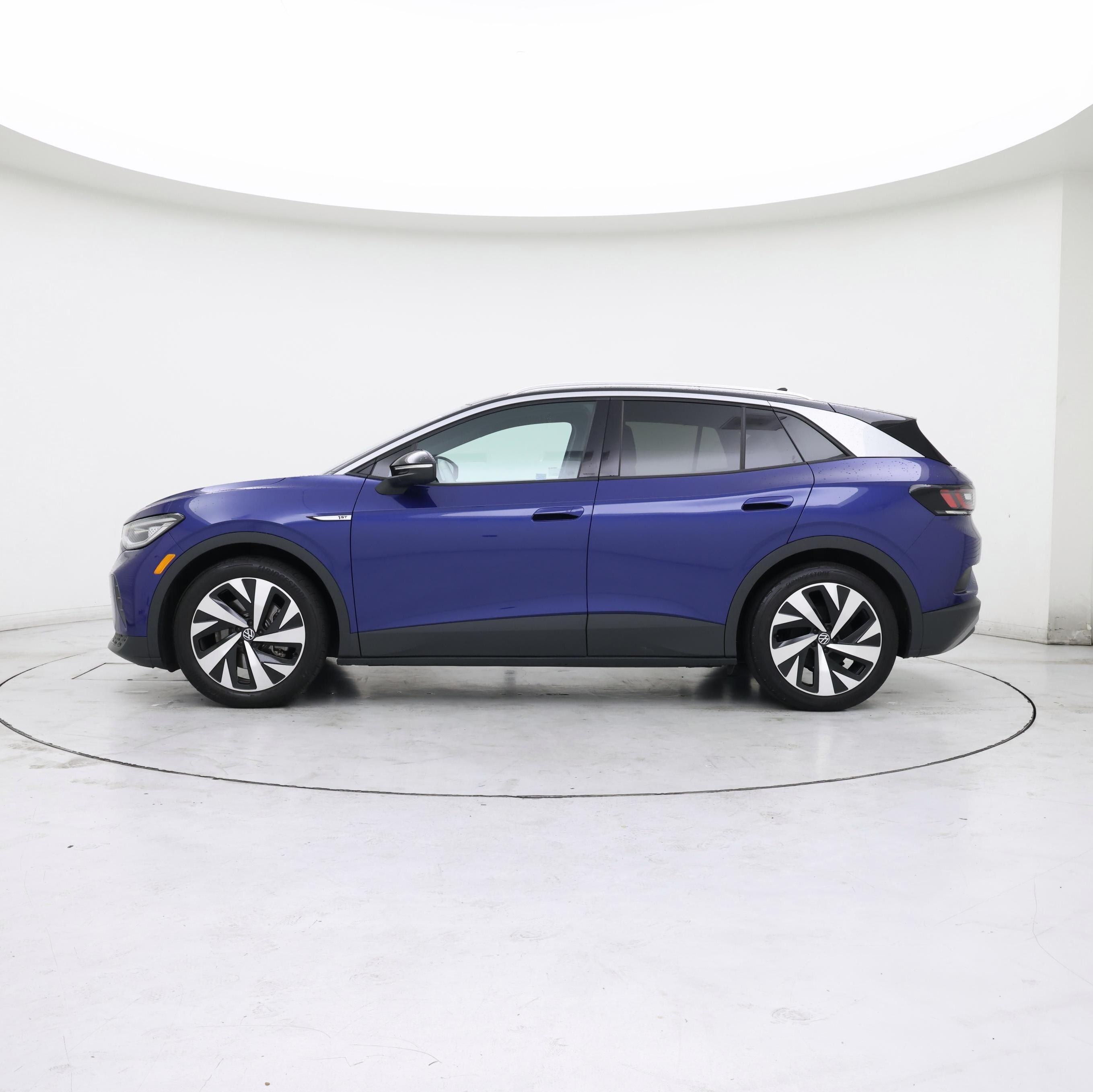 Thumbnail: 2021 Volkswagen ID.4 - 3