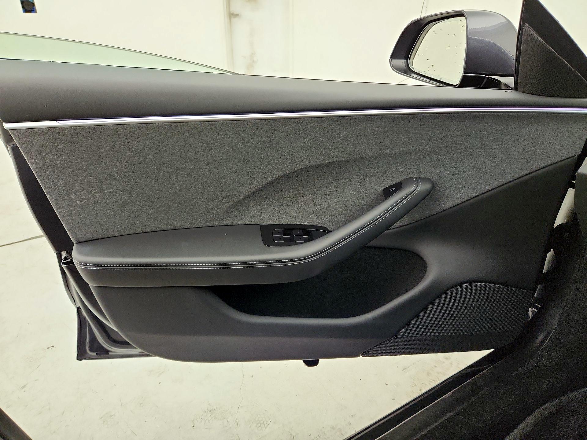 Thumbnail: 2024 Tesla Model 3 - 12