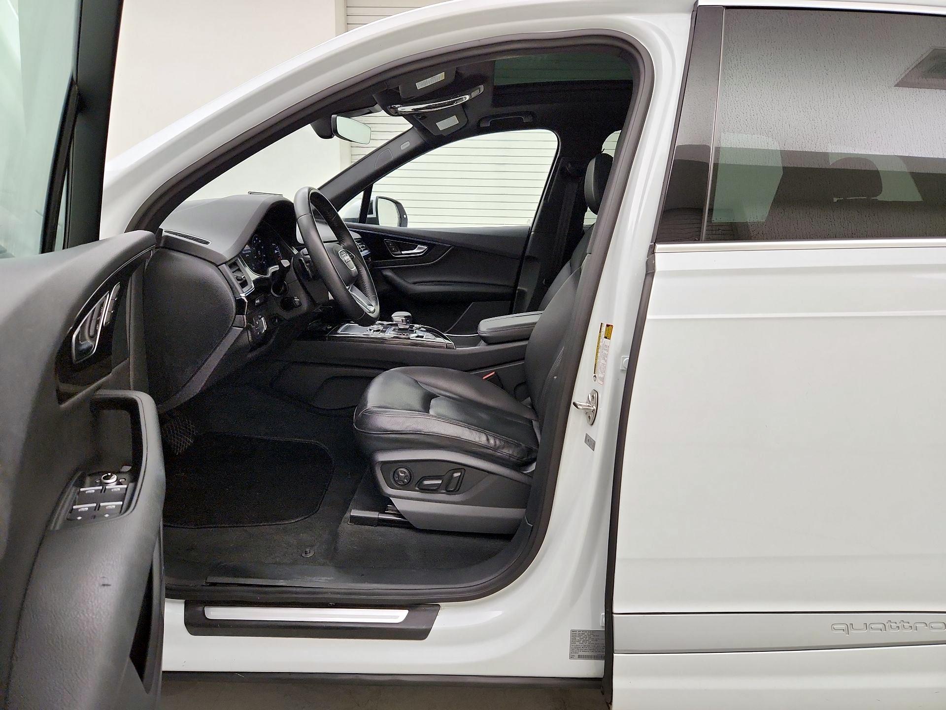 Thumbnail: 2018 Audi Q7 - 11