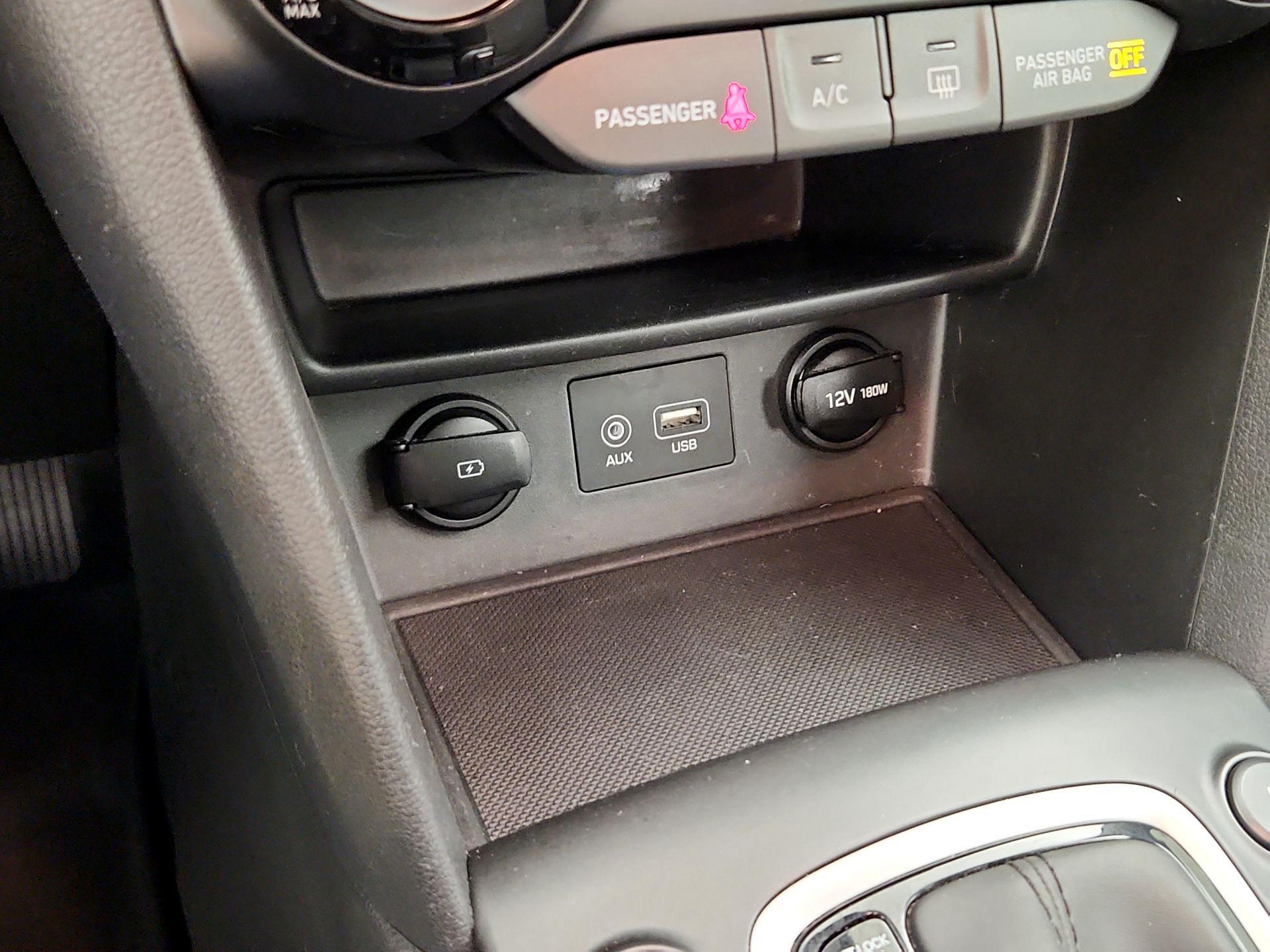 Thumbnail: 2020 Hyundai Kona - 18