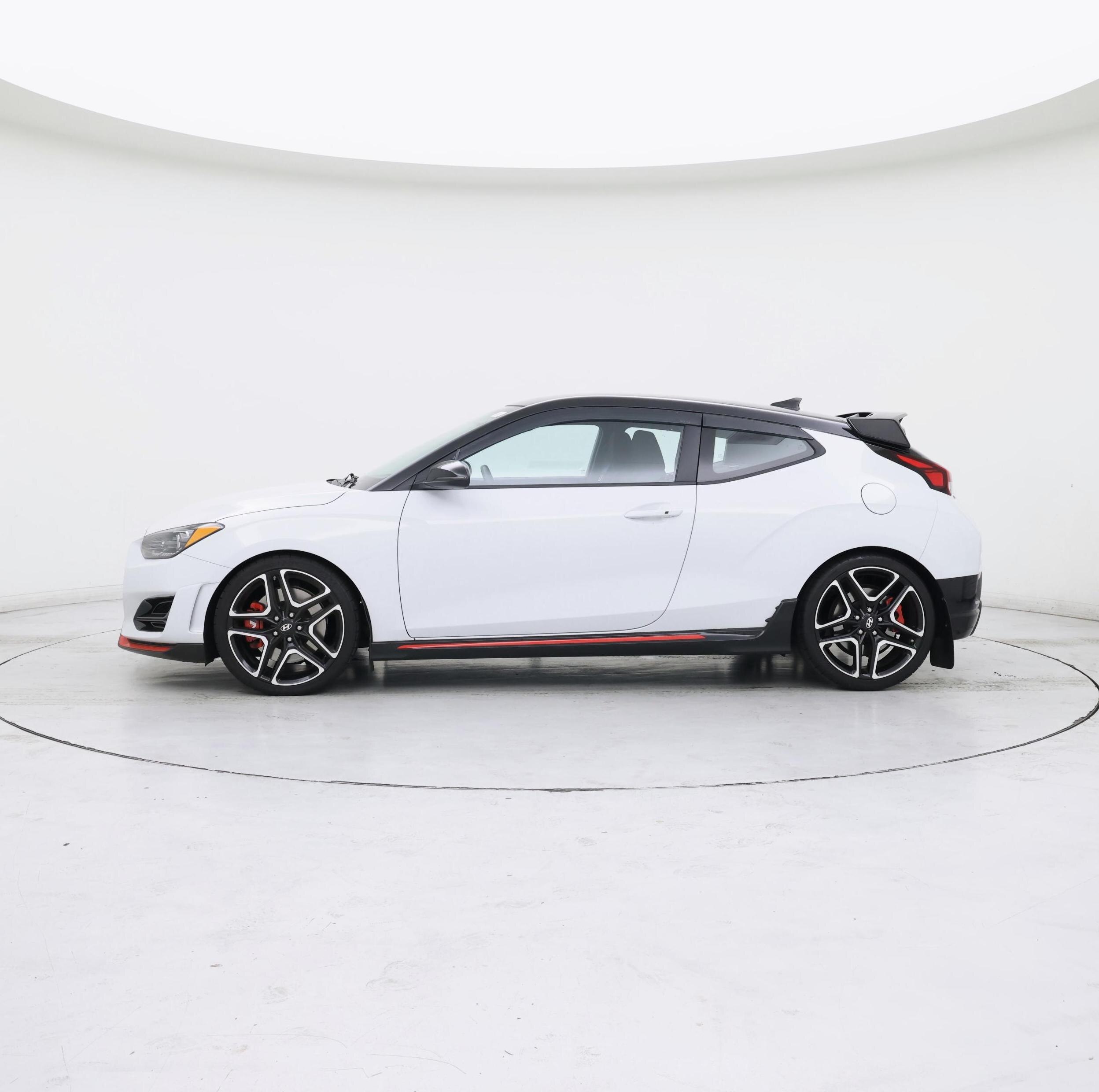 Thumbnail: 2020 Hyundai Veloster - 3