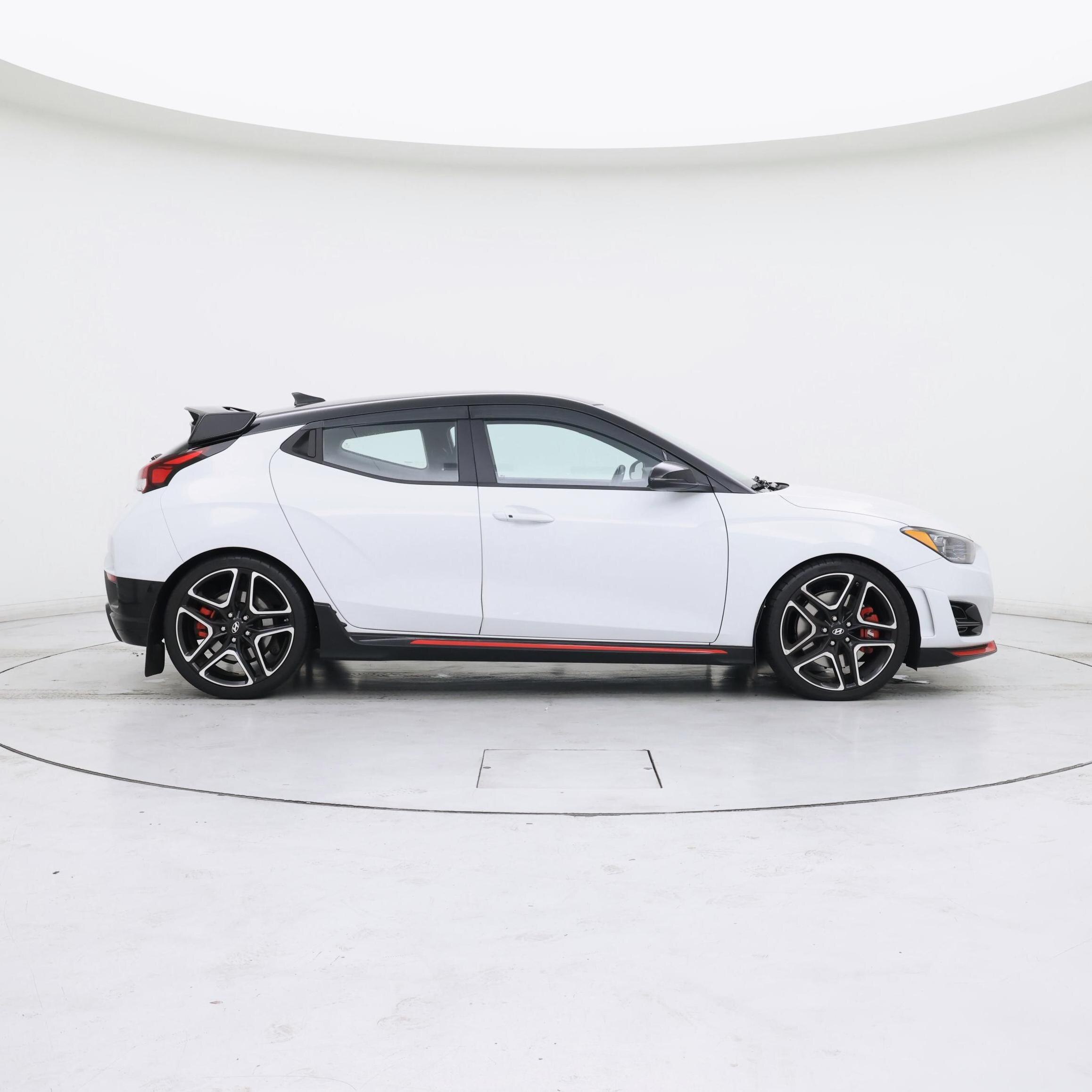 Thumbnail: 2020 Hyundai Veloster - 7