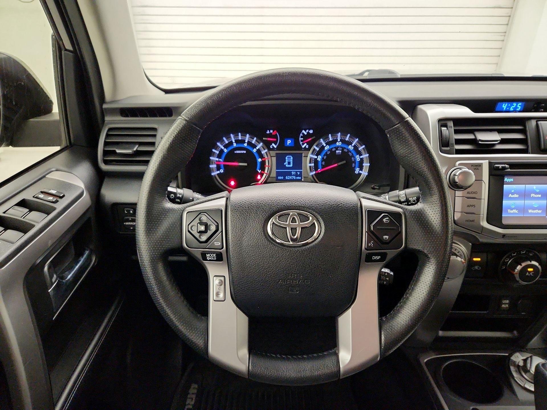 Thumbnail: 2019 Toyota 4Runner - 10