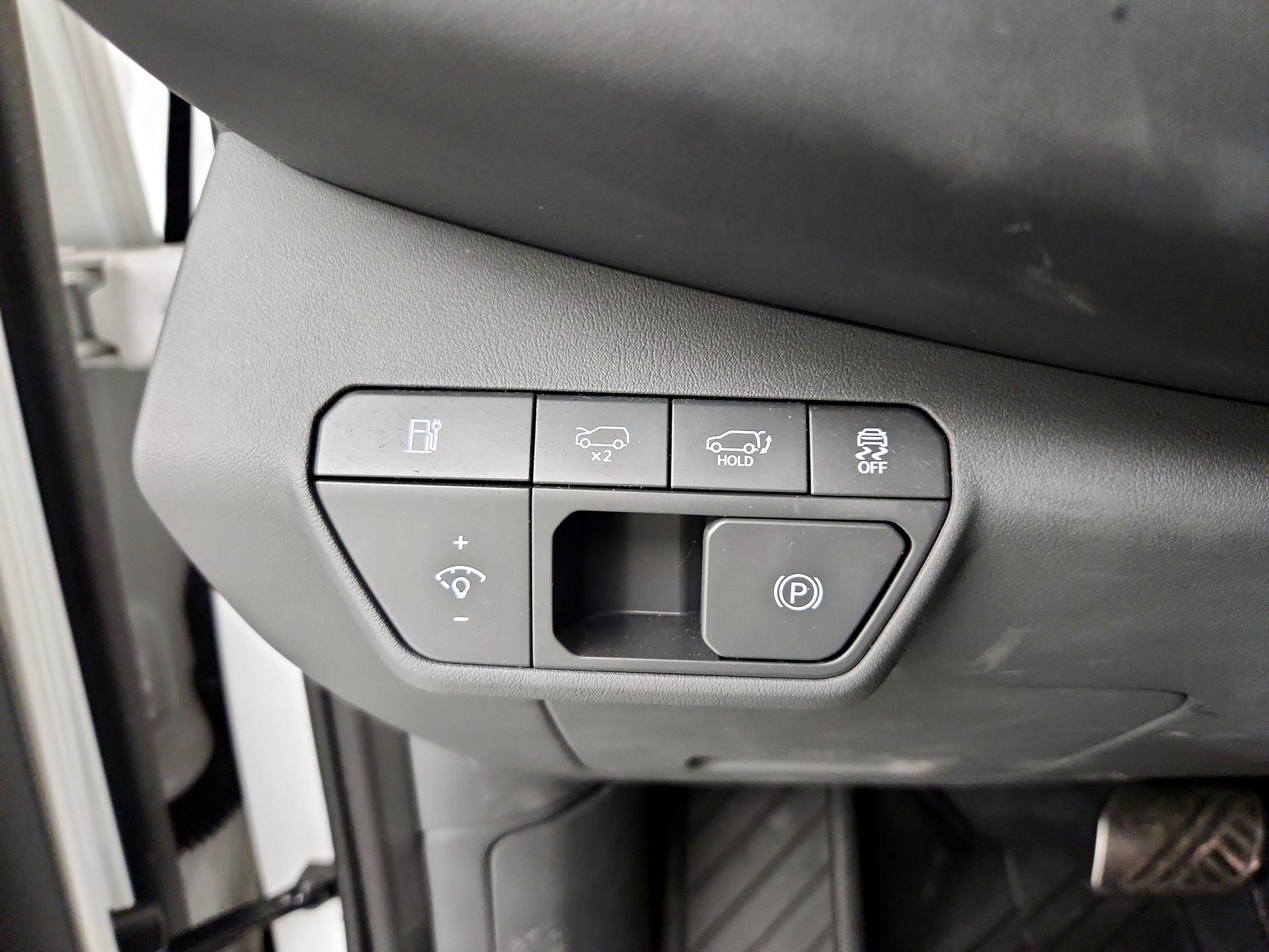 Thumbnail: 2024 Kia EV9 - 13