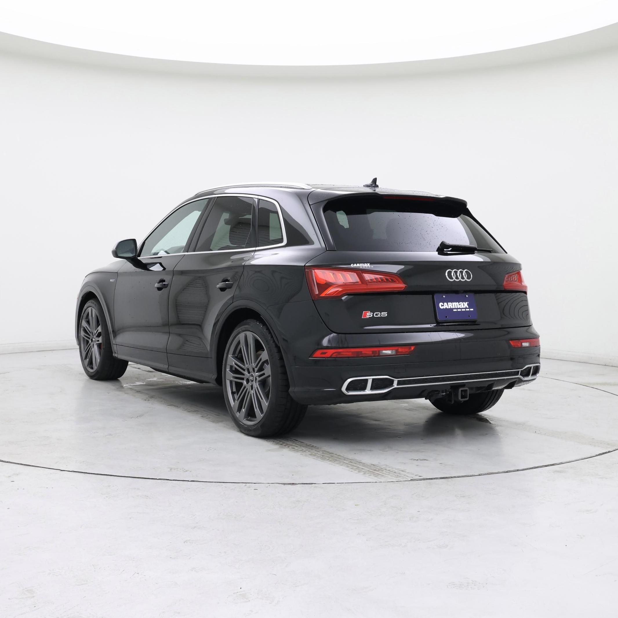 Thumbnail: 2018 Audi SQ5 - 2