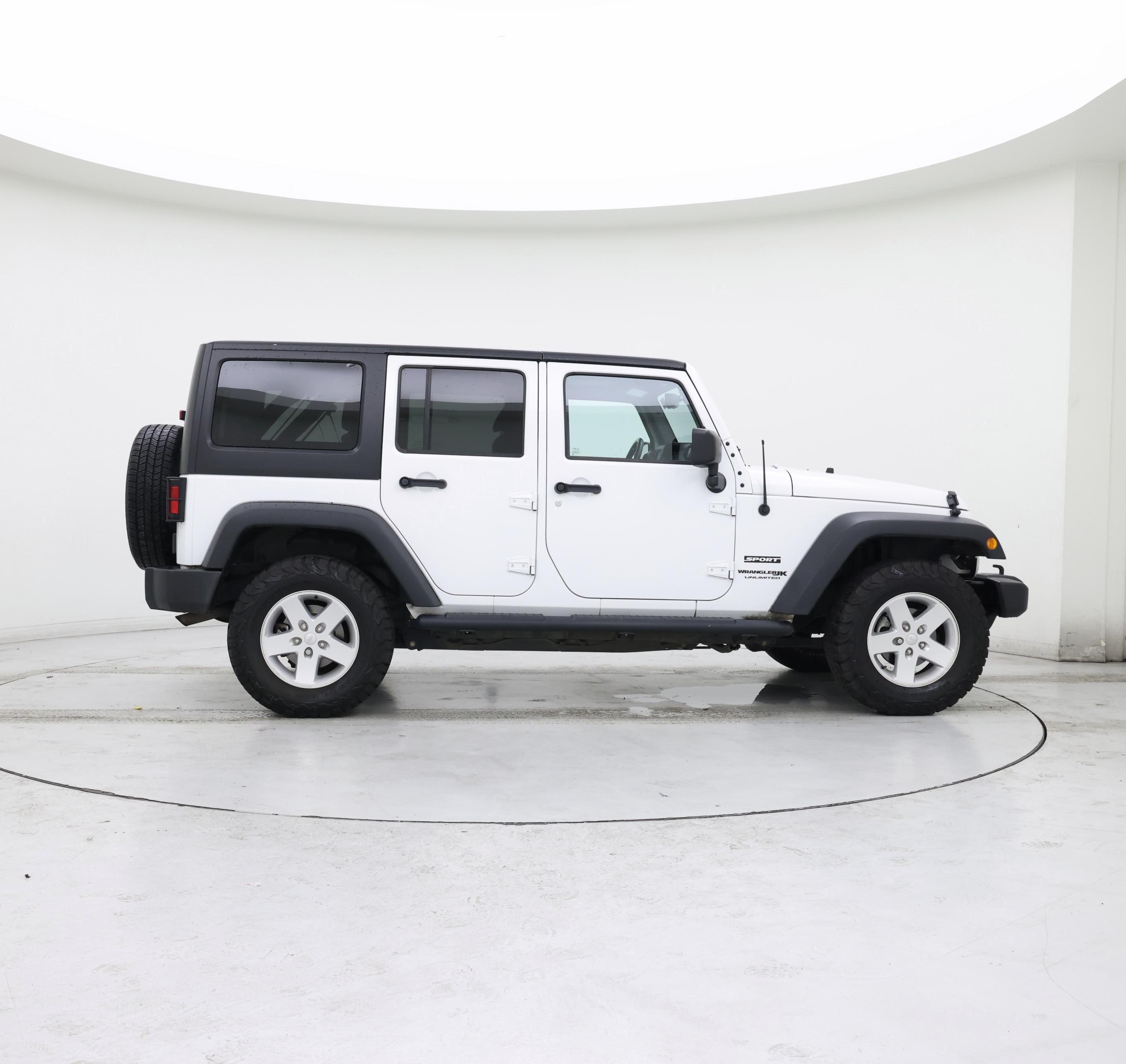 Thumbnail: 2018 Jeep Wrangler - 7