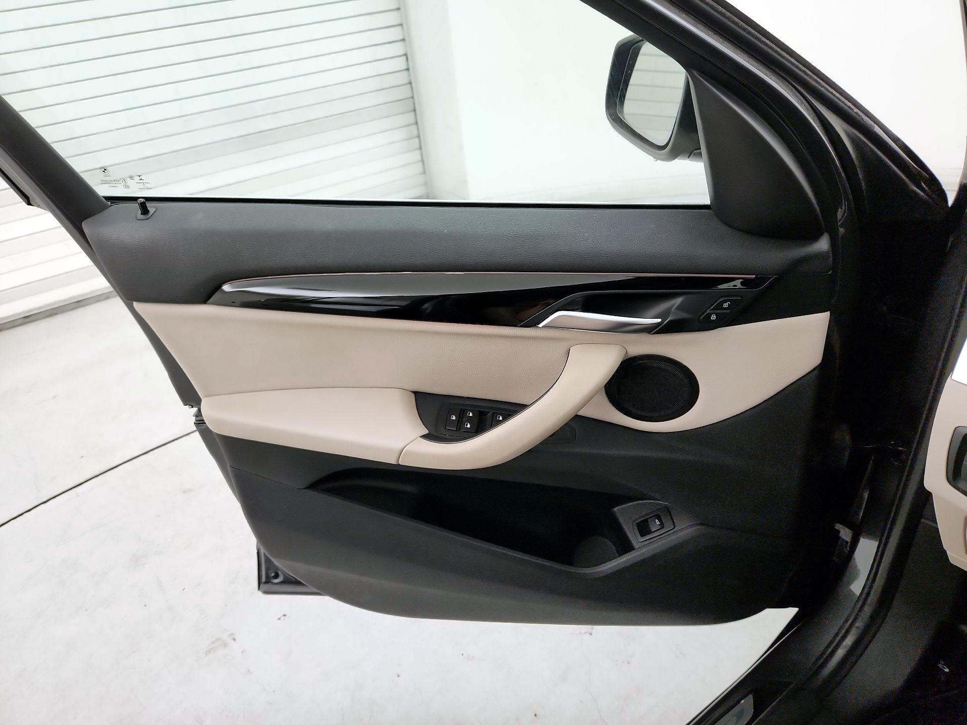 Thumbnail: 2018 BMW X1 - 12