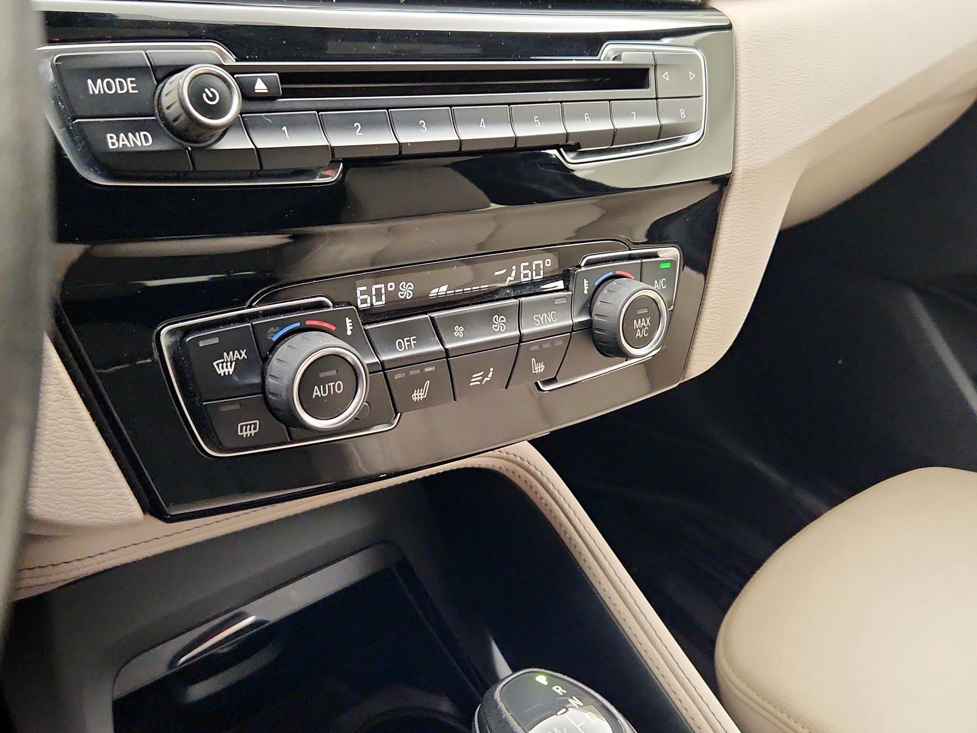 Thumbnail: 2018 BMW X1 - 17