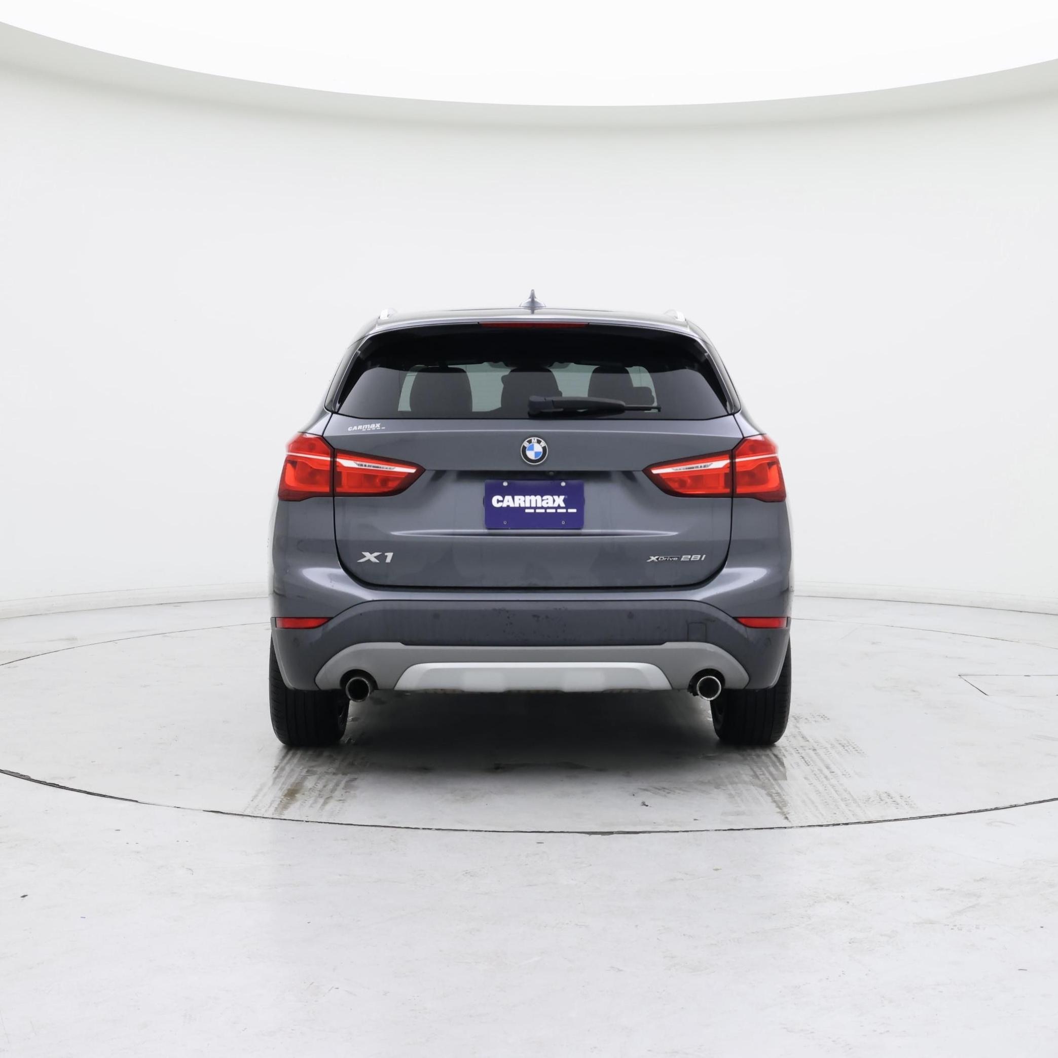 Thumbnail: 2018 BMW X1 - 6