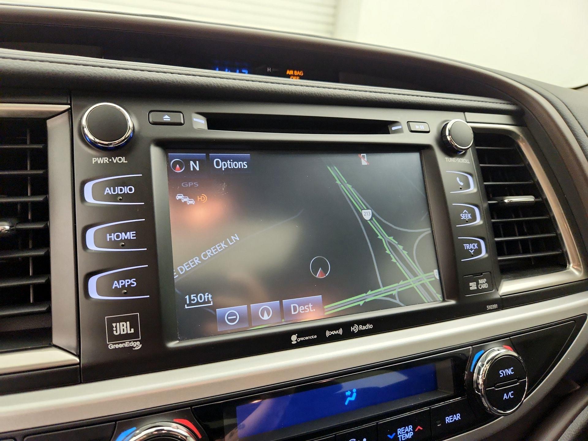 Thumbnail: 2019 Toyota Highlander - 14