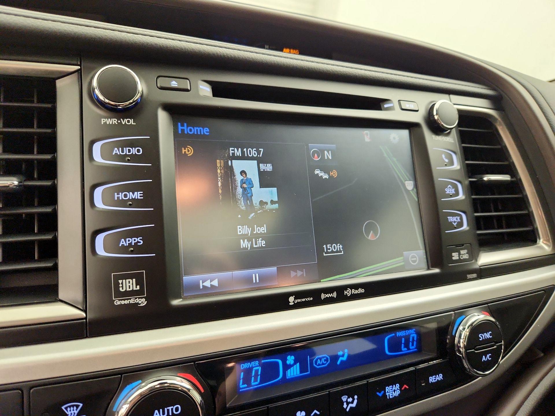 Thumbnail: 2019 Toyota Highlander - 16