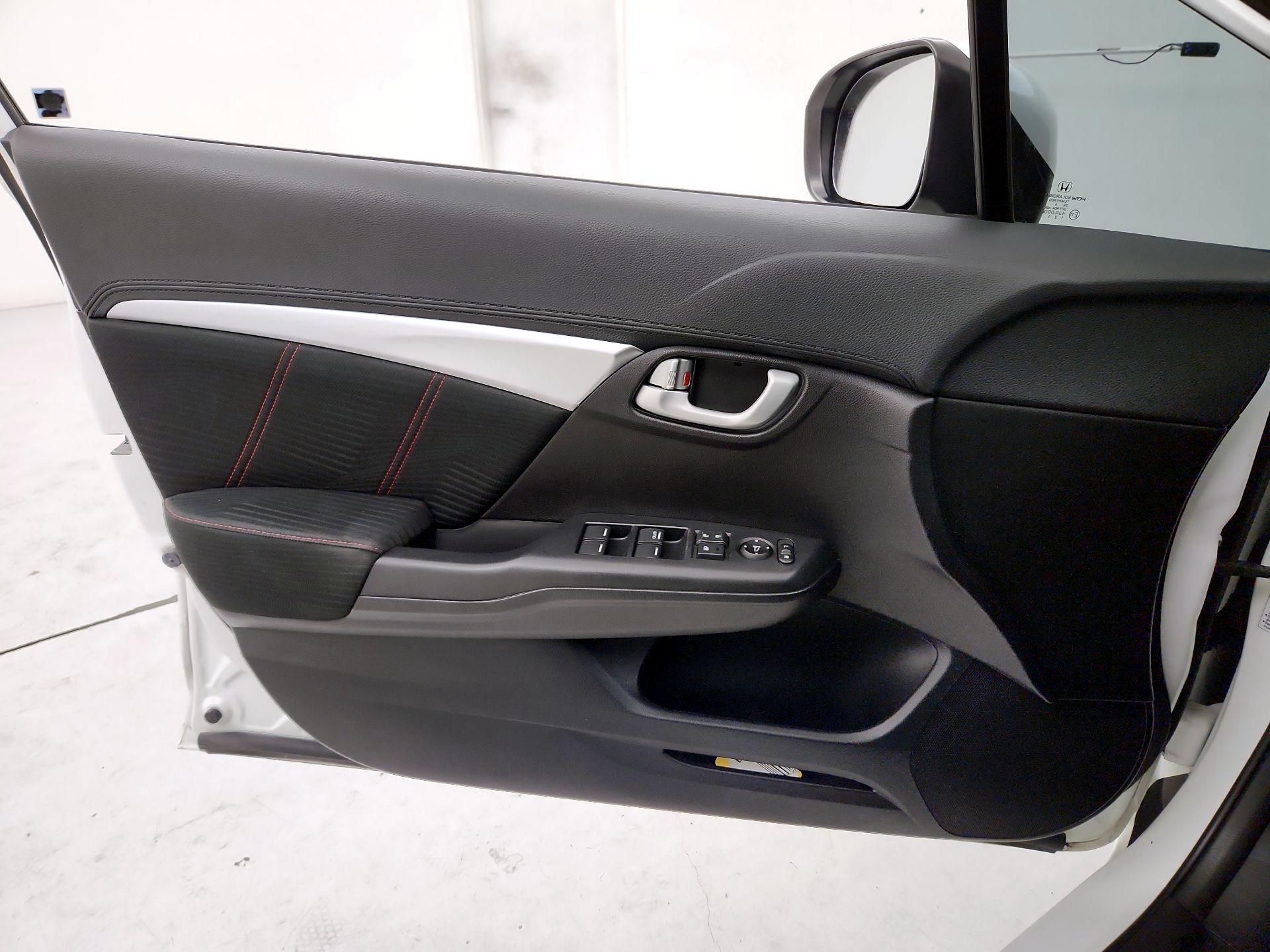 Thumbnail: 2014 Honda Civic - 12