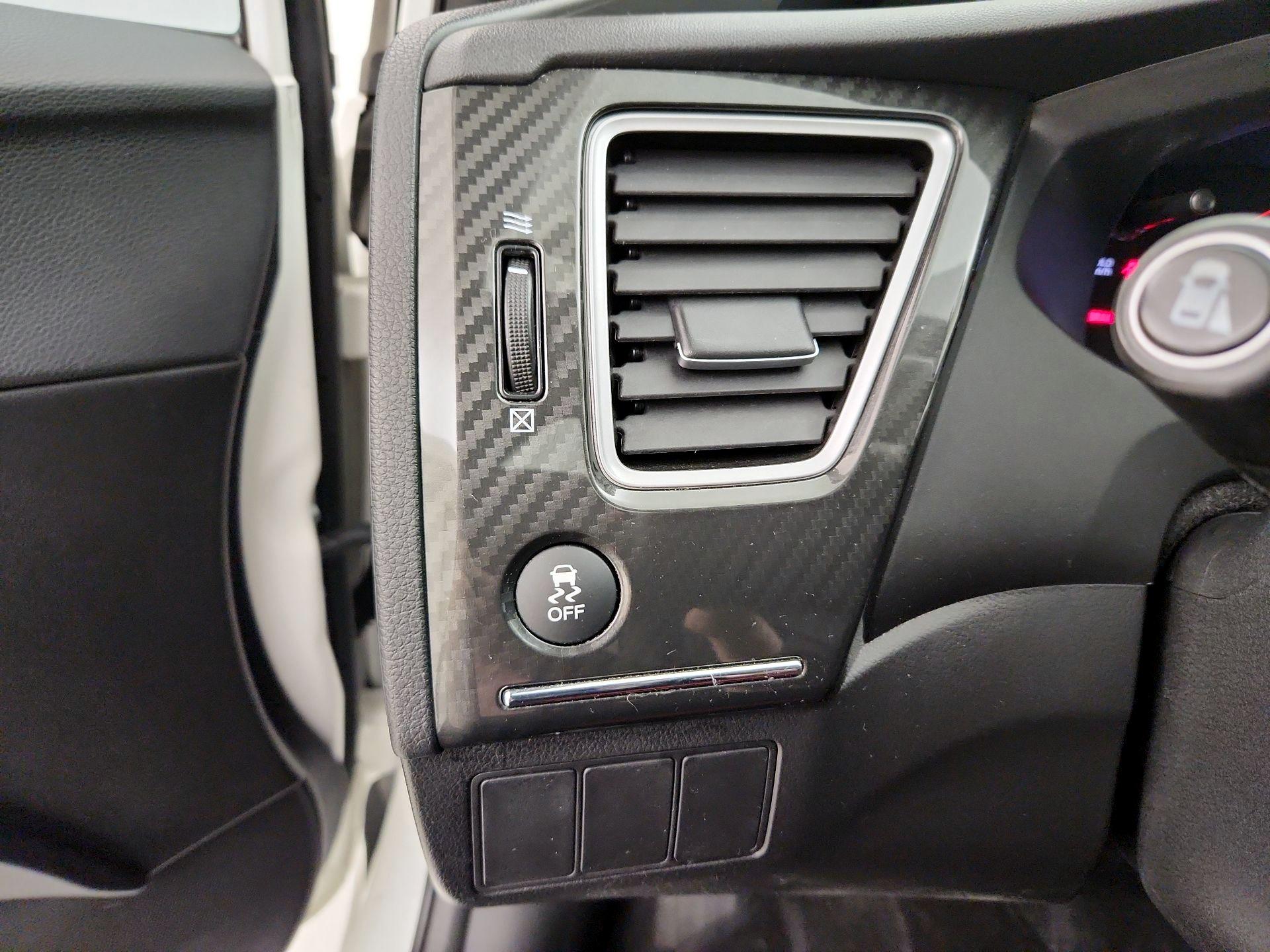 Thumbnail: 2014 Honda Civic - 13