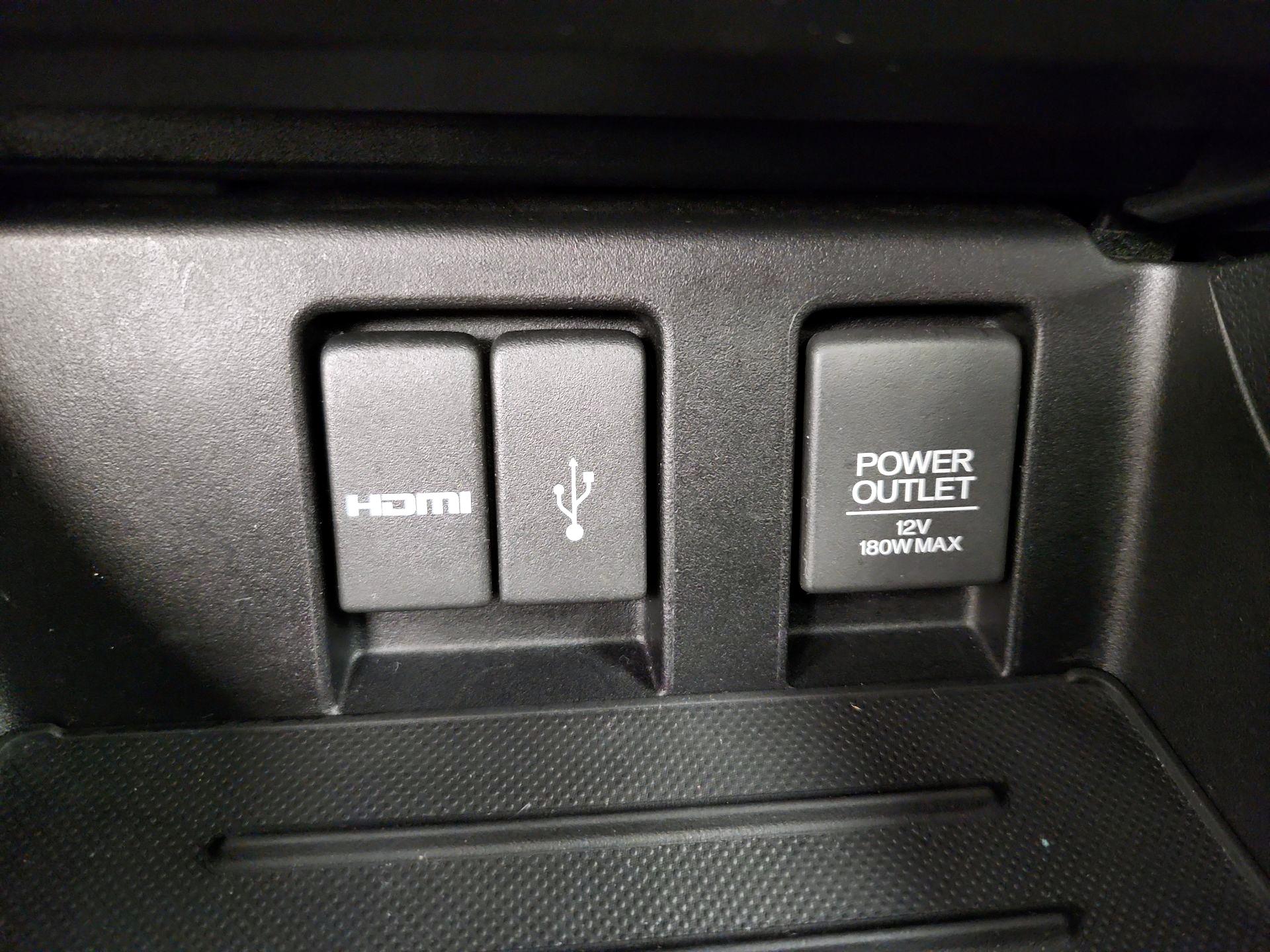 Thumbnail: 2014 Honda Civic - 18