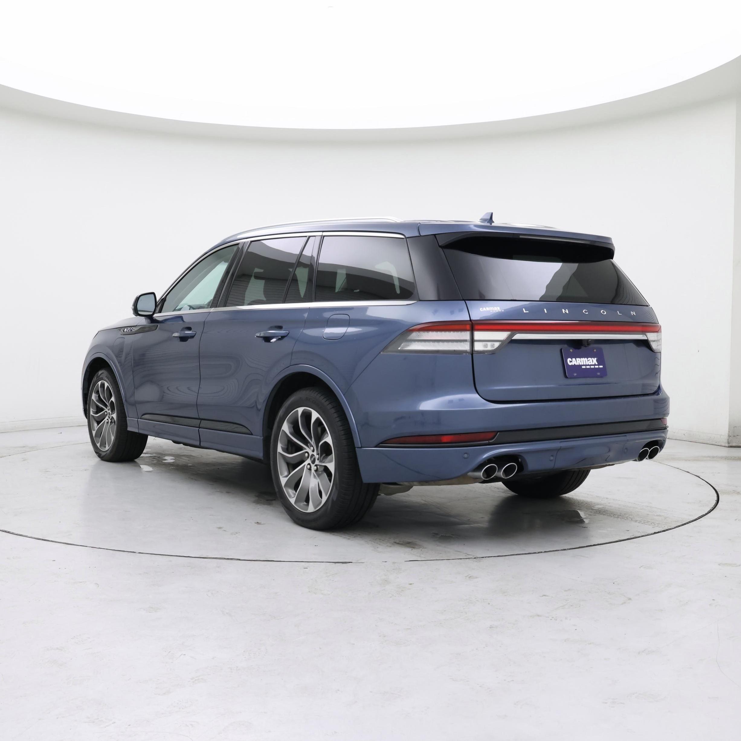 Thumbnail: 2020 Lincoln Aviator - 2