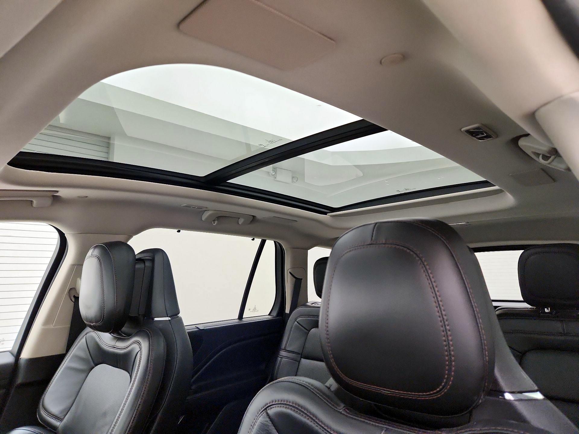 Thumbnail: 2020 Lincoln Aviator - 20