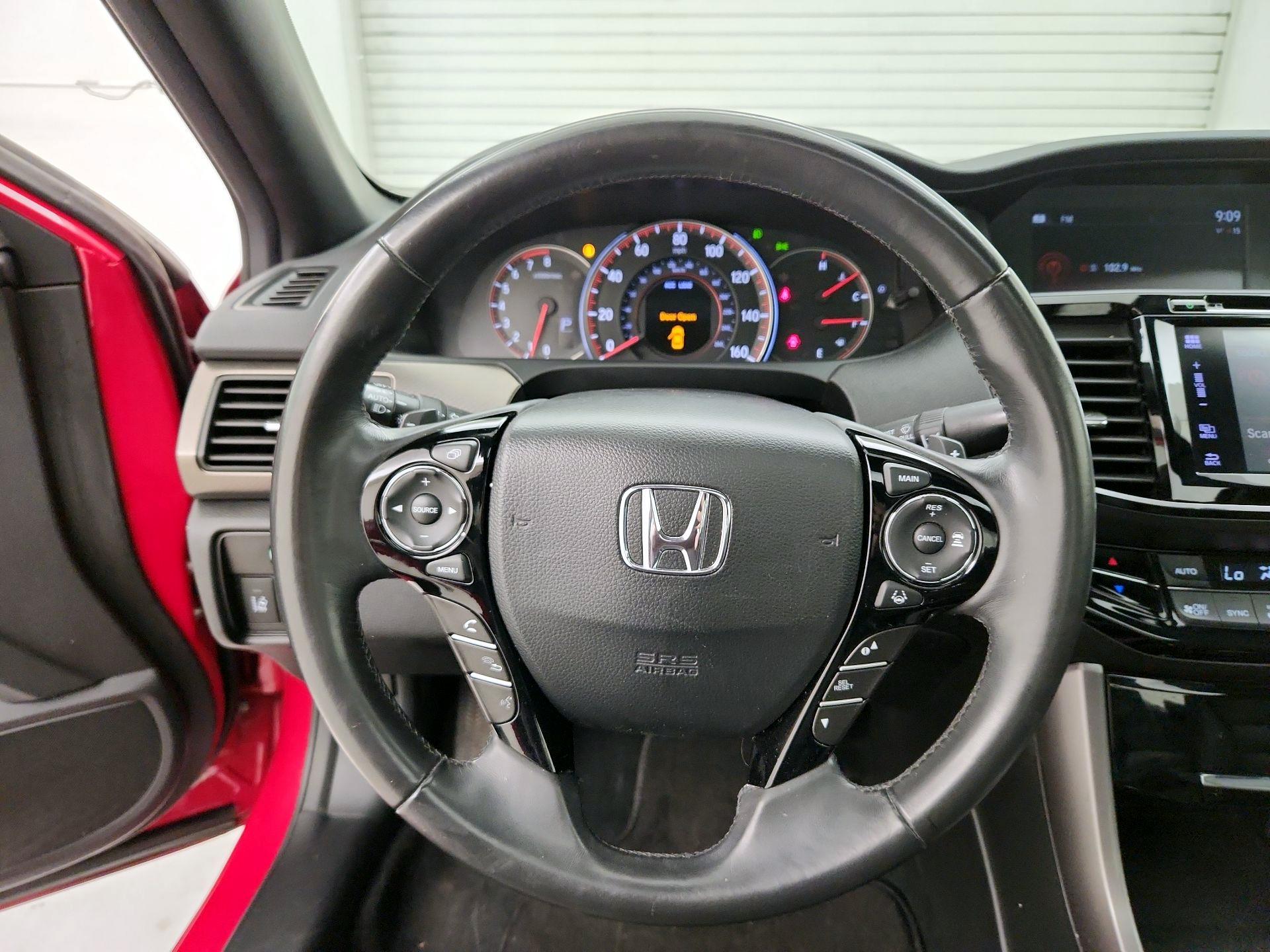 Thumbnail: 2017 Honda Accord - 10