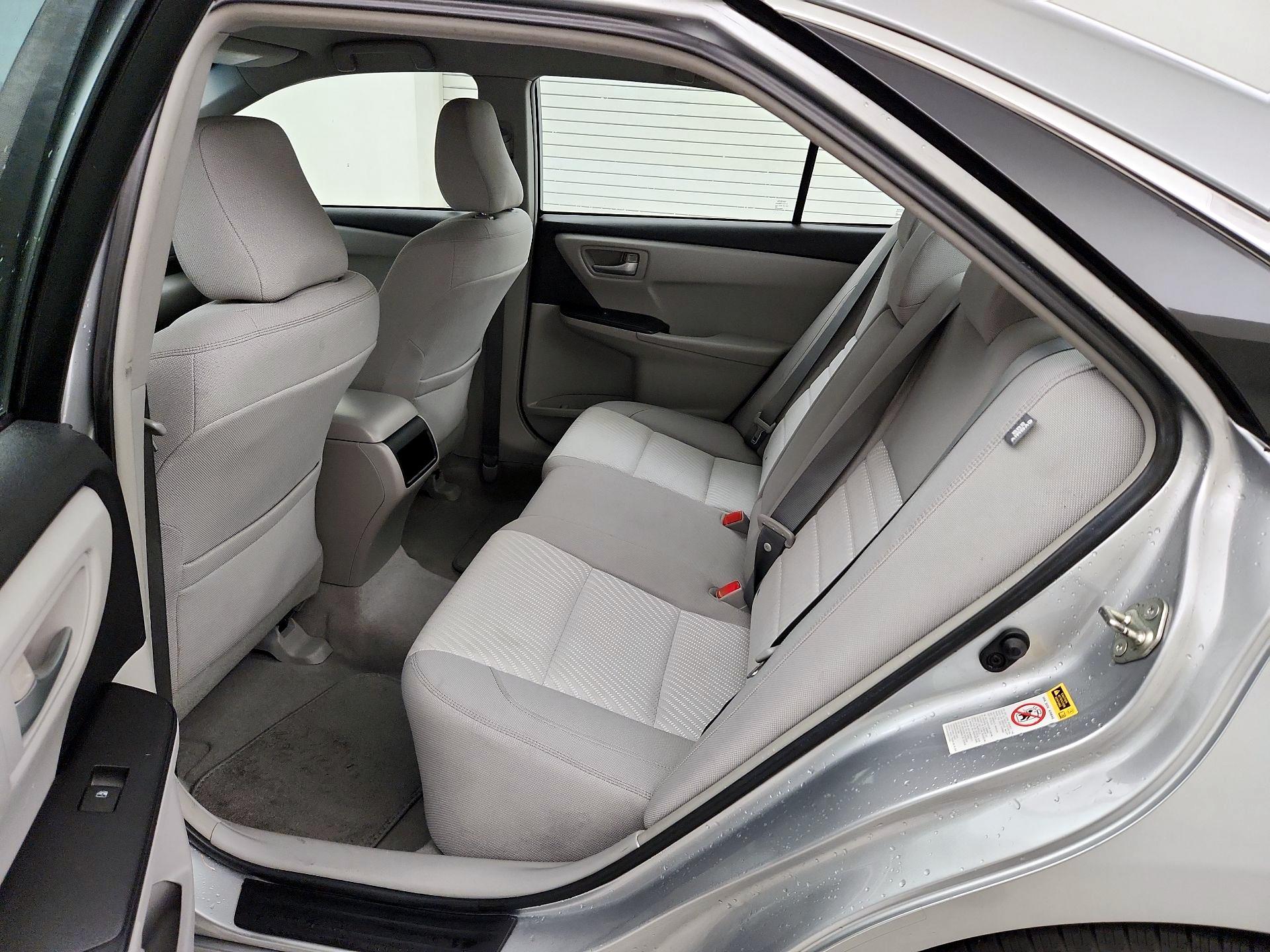 Thumbnail: 2015 Toyota Camry - 19