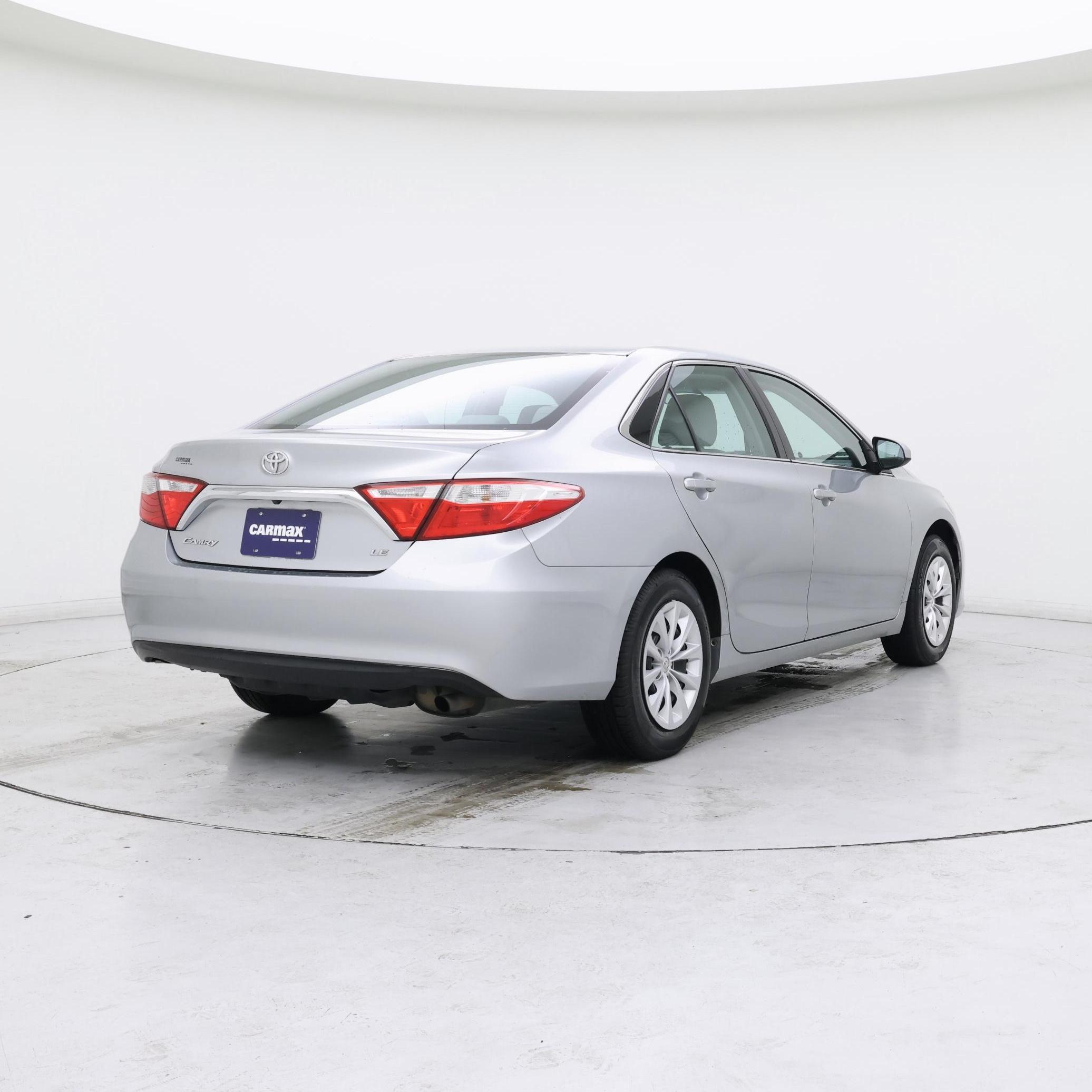 Thumbnail: 2015 Toyota Camry - 8