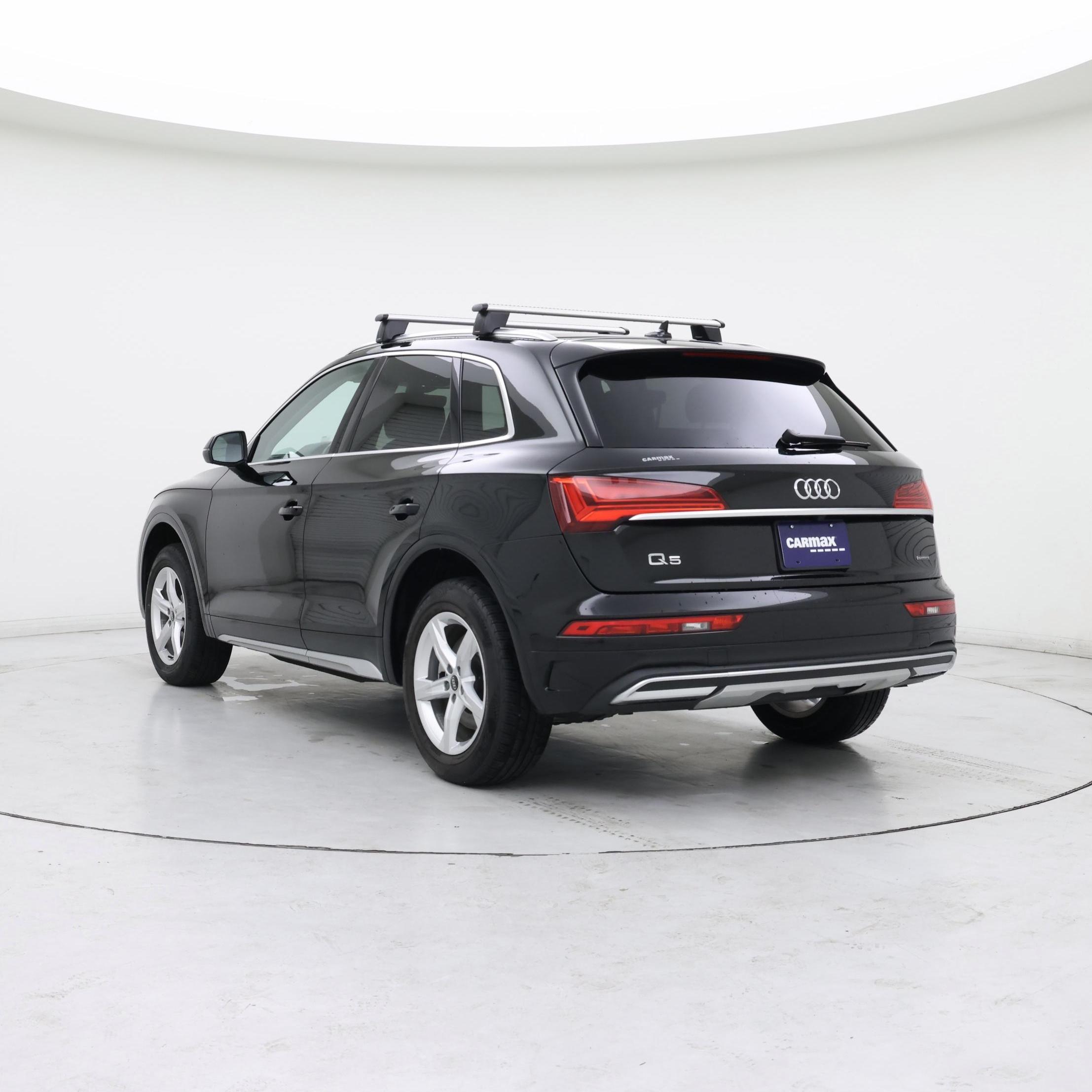 Thumbnail: 2023 Audi Q5 - 2