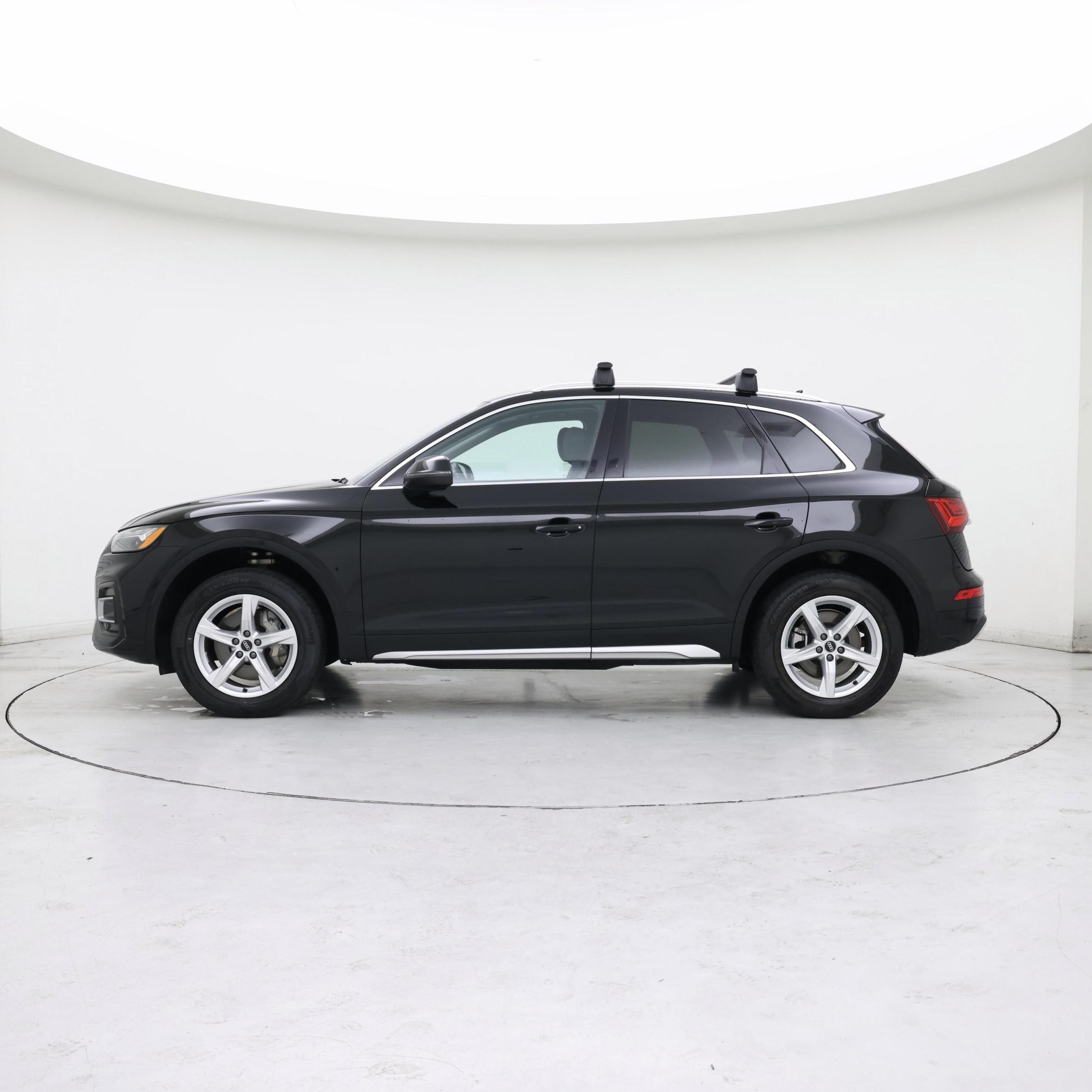 Thumbnail: 2023 Audi Q5 - 3