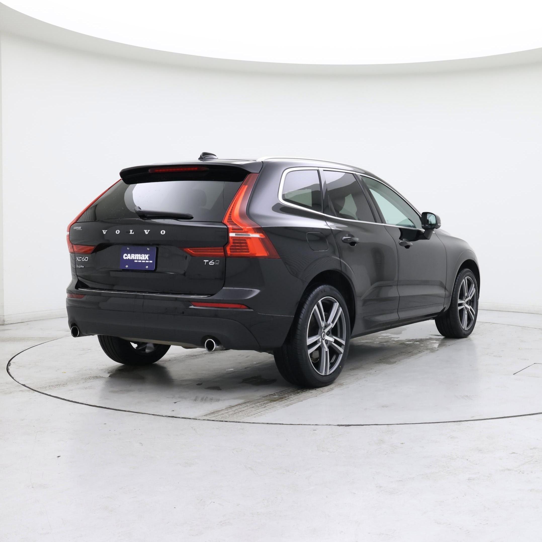Thumbnail: 2019 Volvo XC60 - 8
