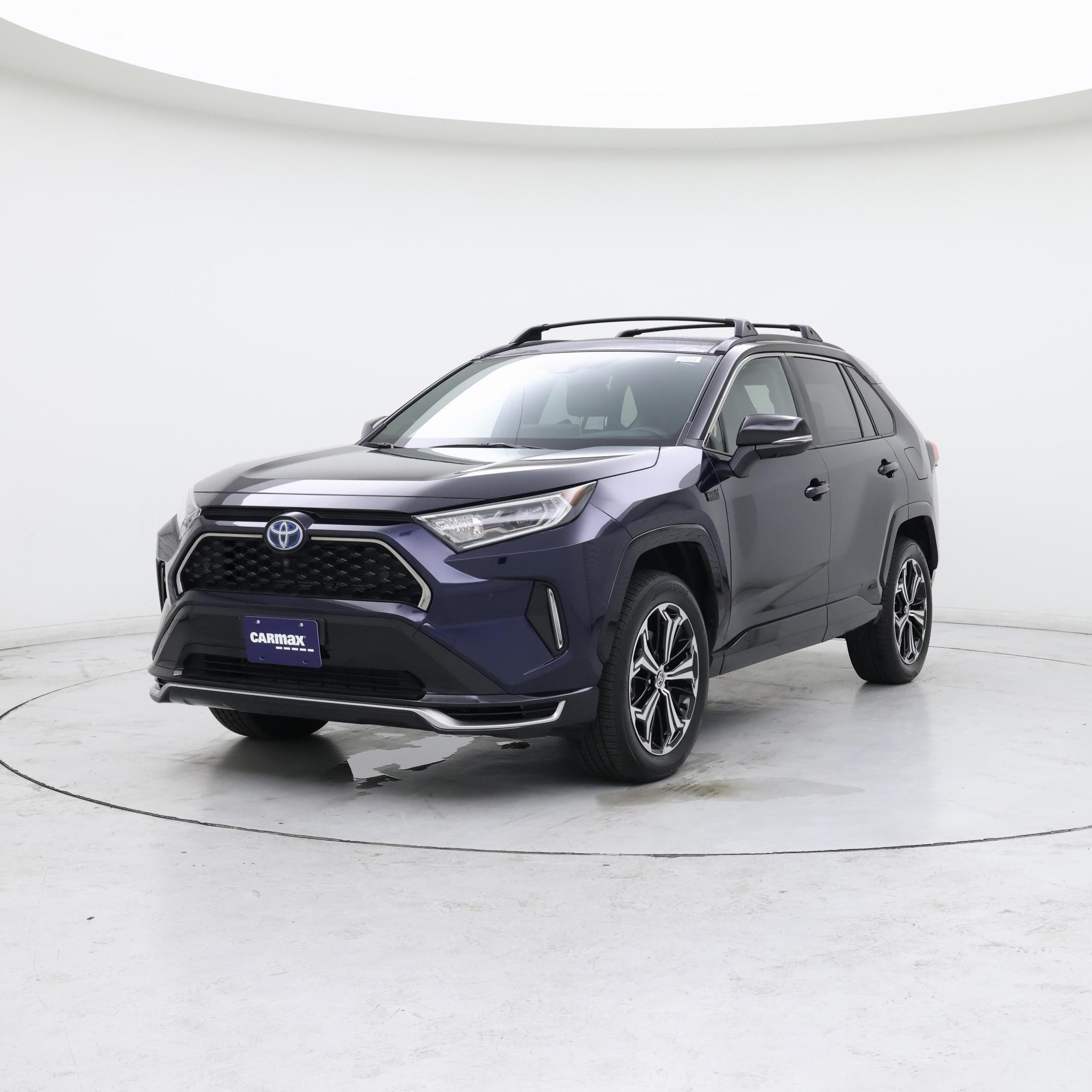 Thumbnail: 2021 Toyota RAV4 - 4