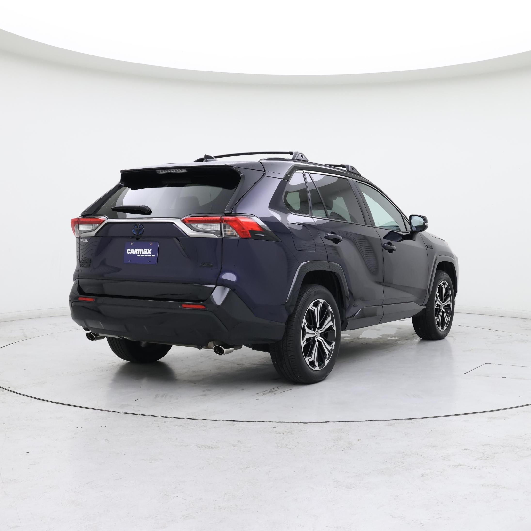 Thumbnail: 2021 Toyota RAV4 - 8