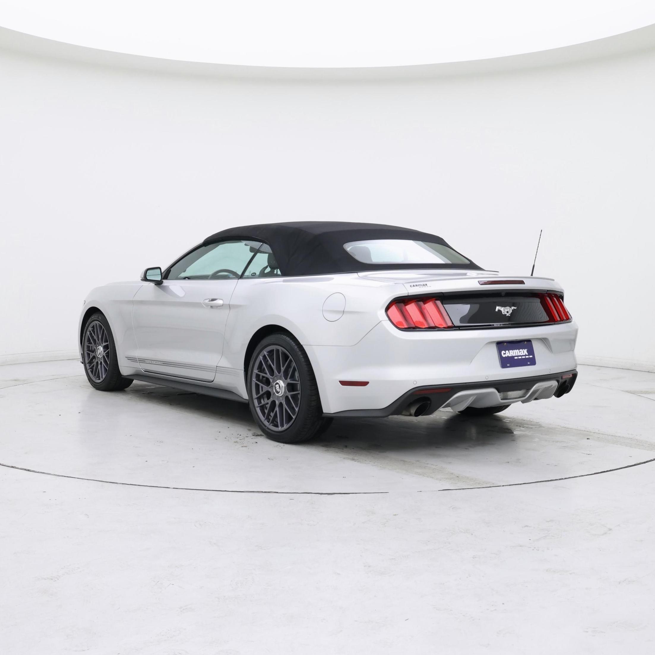 Thumbnail: 2017 Ford Mustang - 2