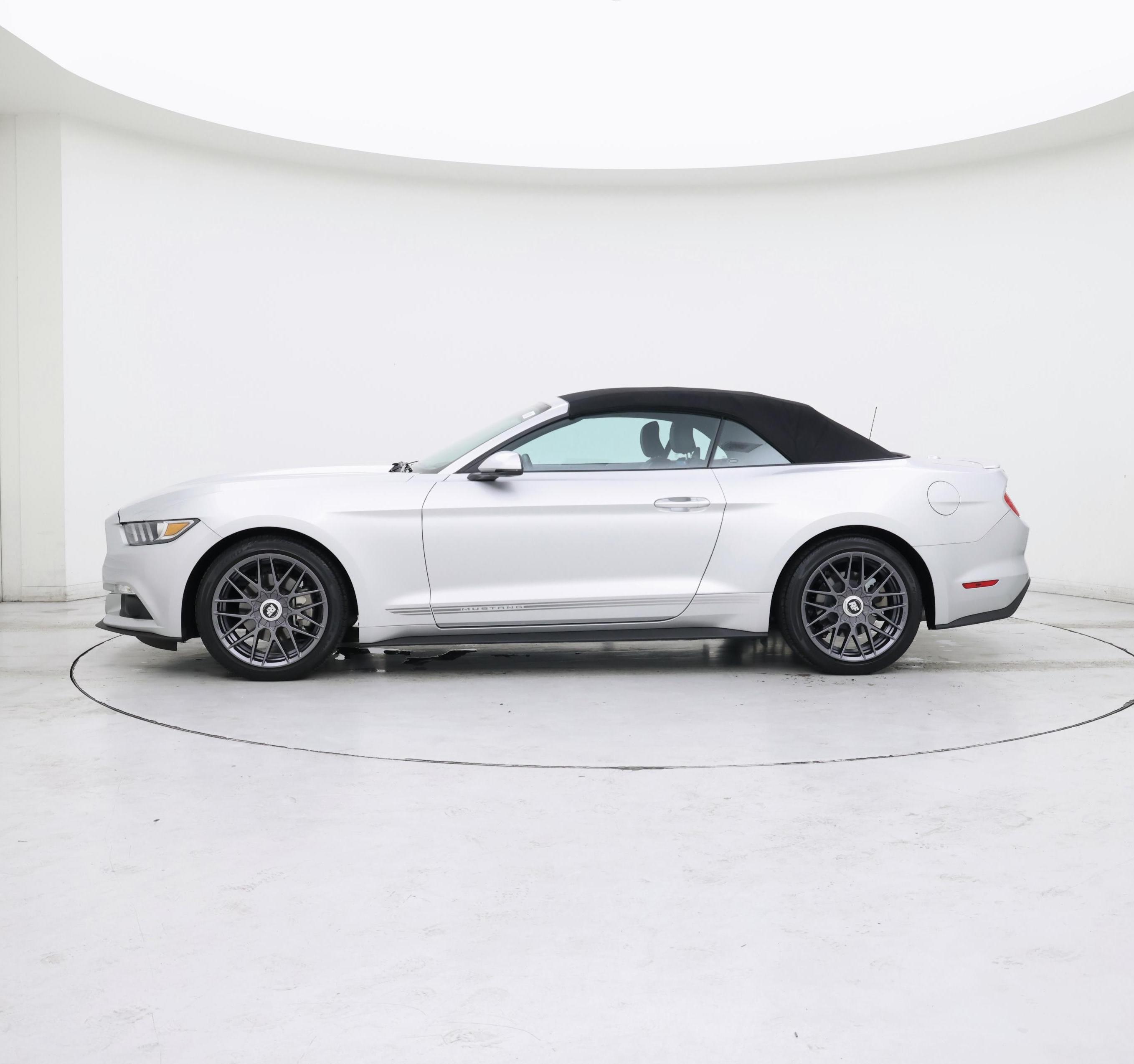 Thumbnail: 2017 Ford Mustang - 3