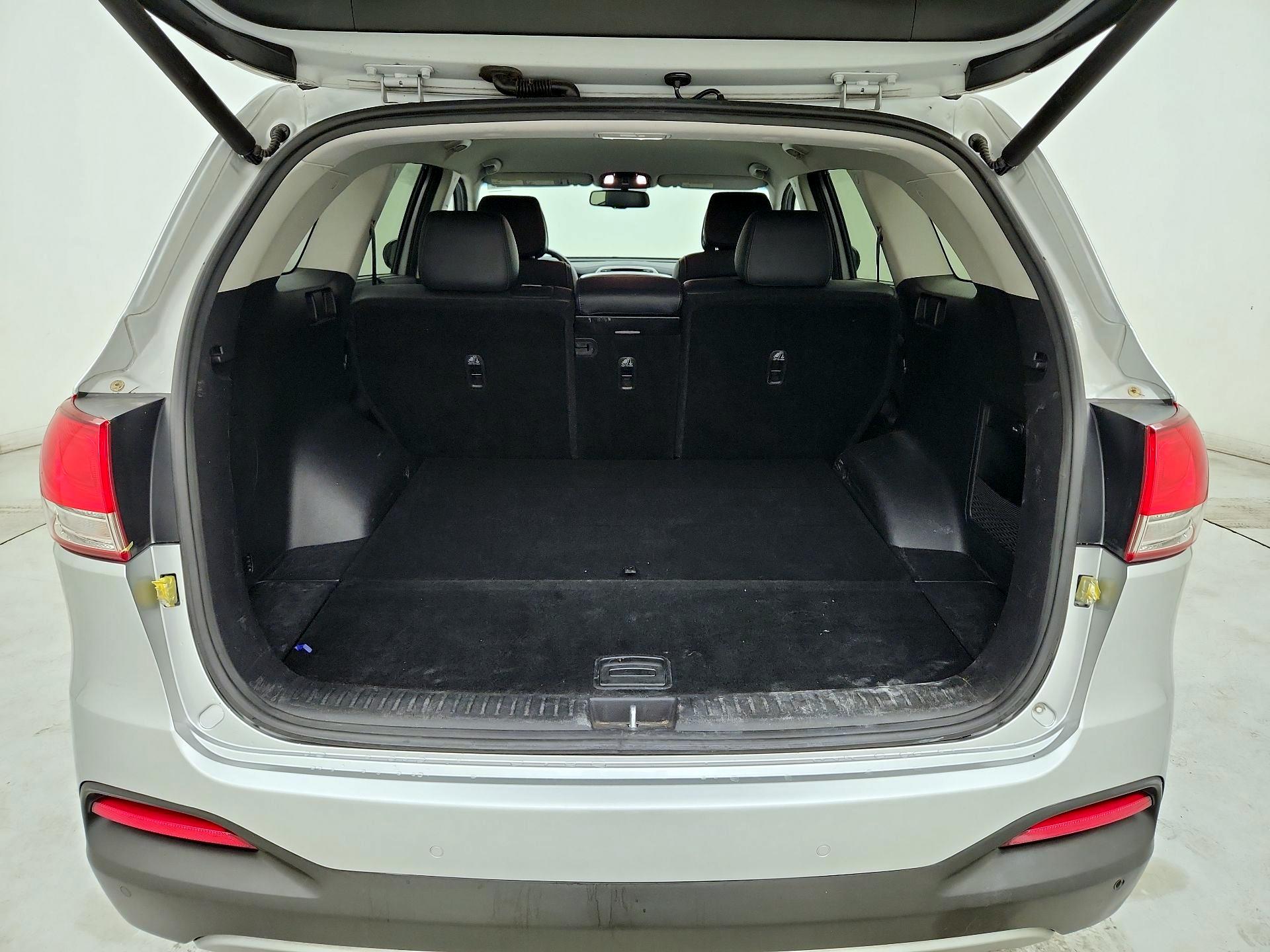 Thumbnail: 2016 Kia Sorento - 20