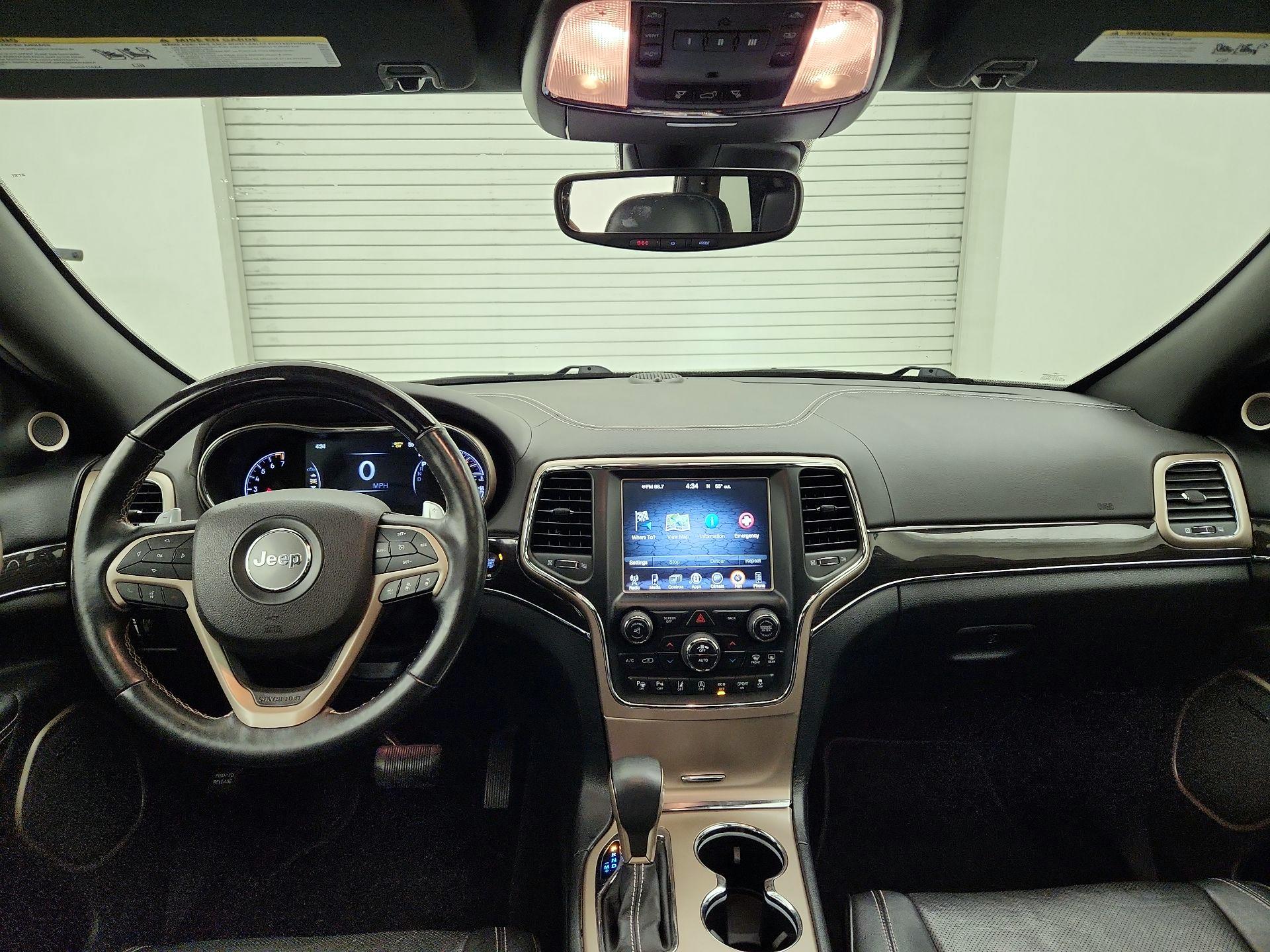 Thumbnail: 2017 Jeep Grand Cherokee - 9