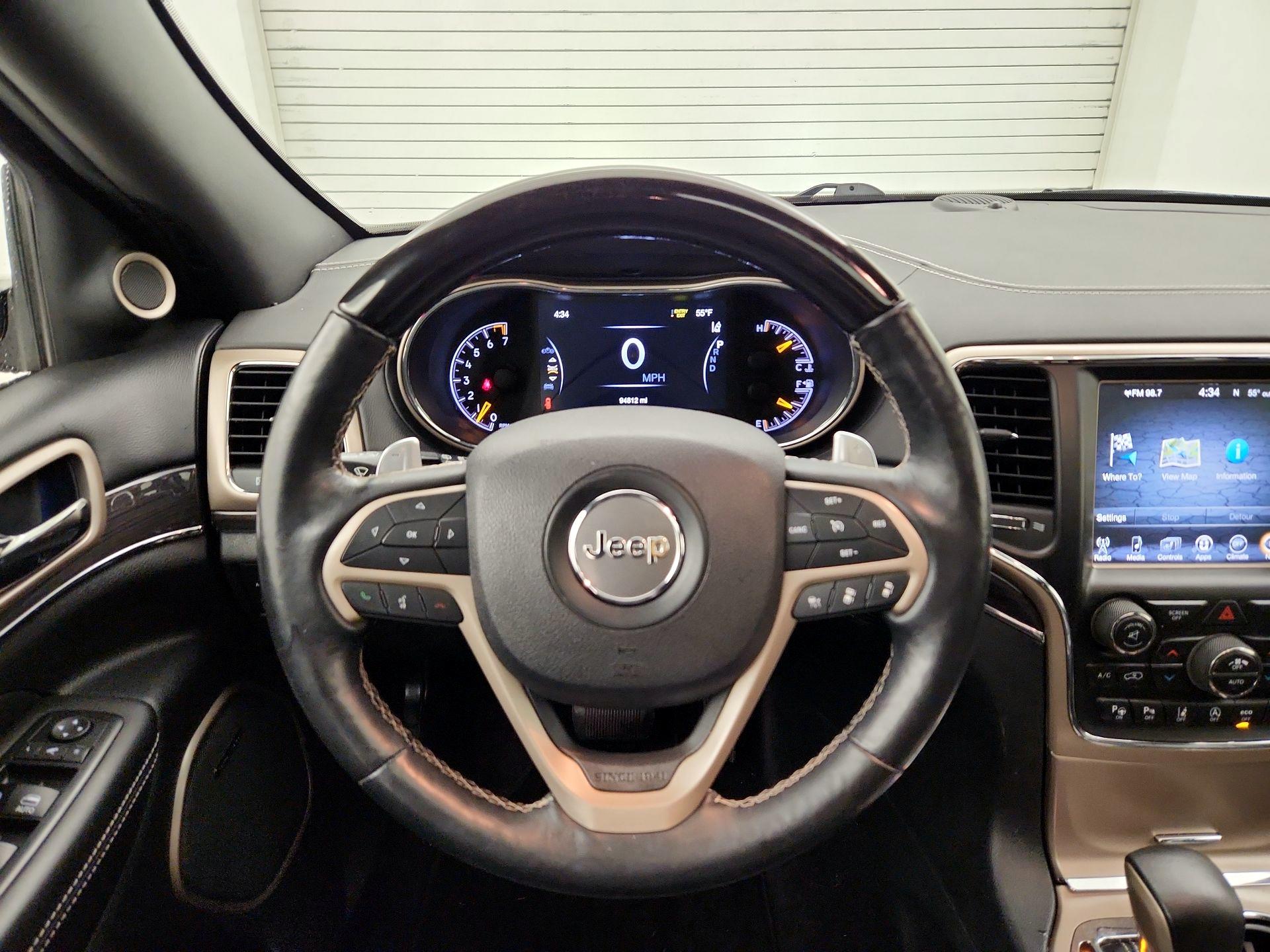 Thumbnail: 2017 Jeep Grand Cherokee - 10