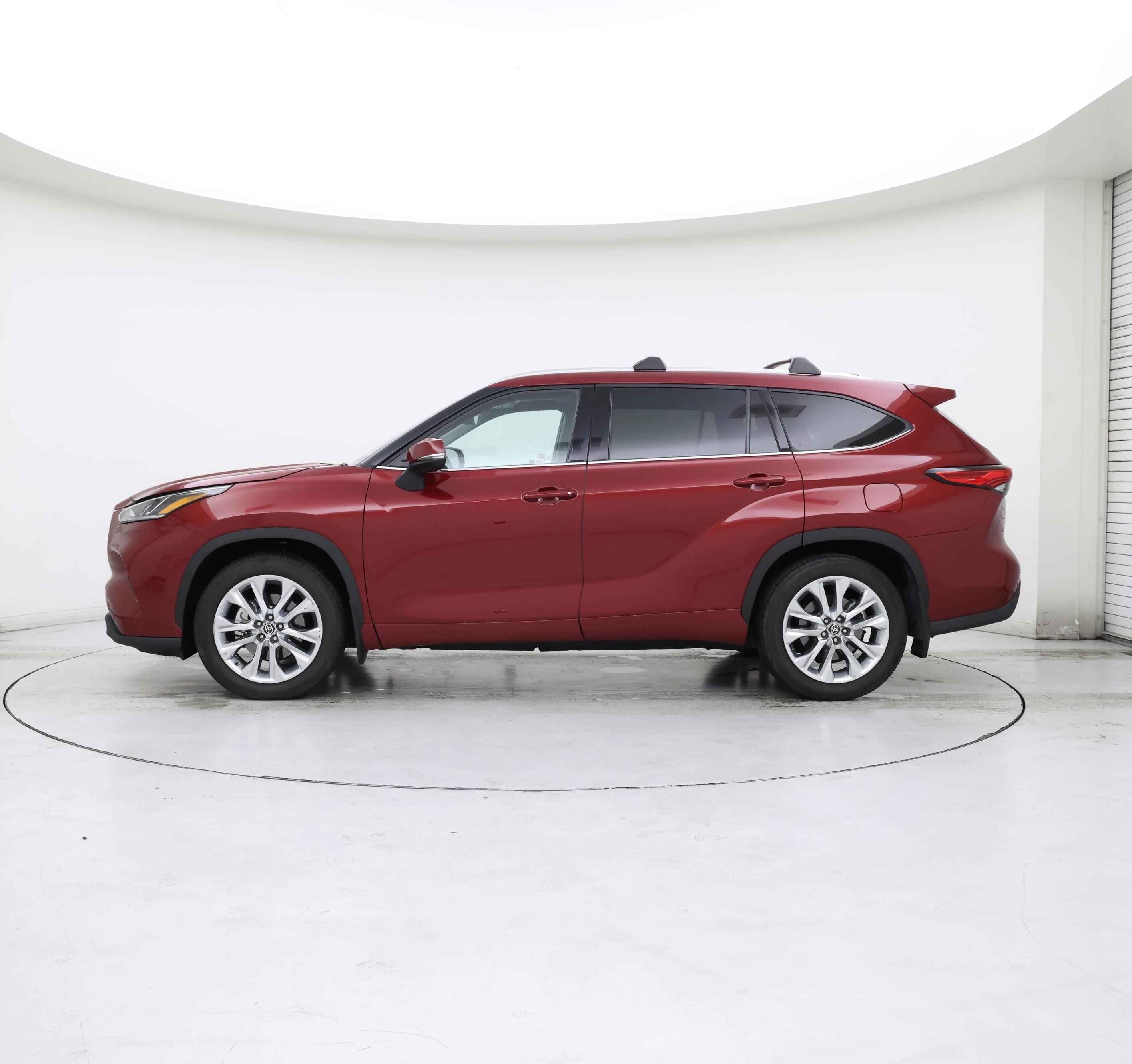 Thumbnail: 2020 Toyota Highlander - 3