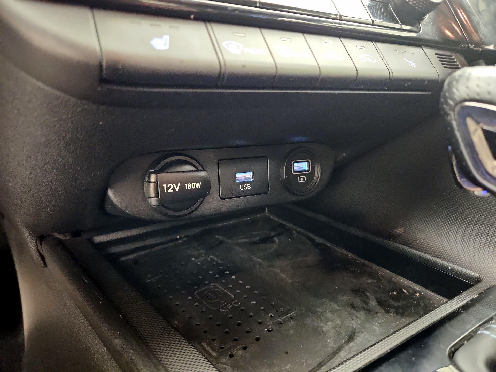 Thumbnail: 2022 Hyundai Elantra - 19