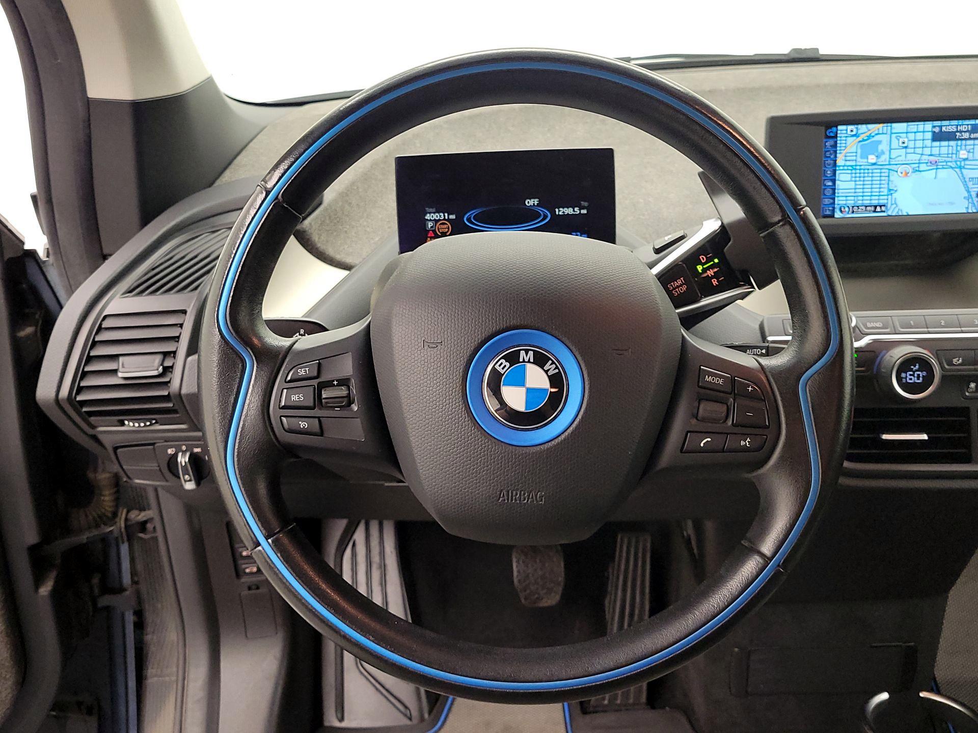 Thumbnail: 2017 BMW i3 - 10