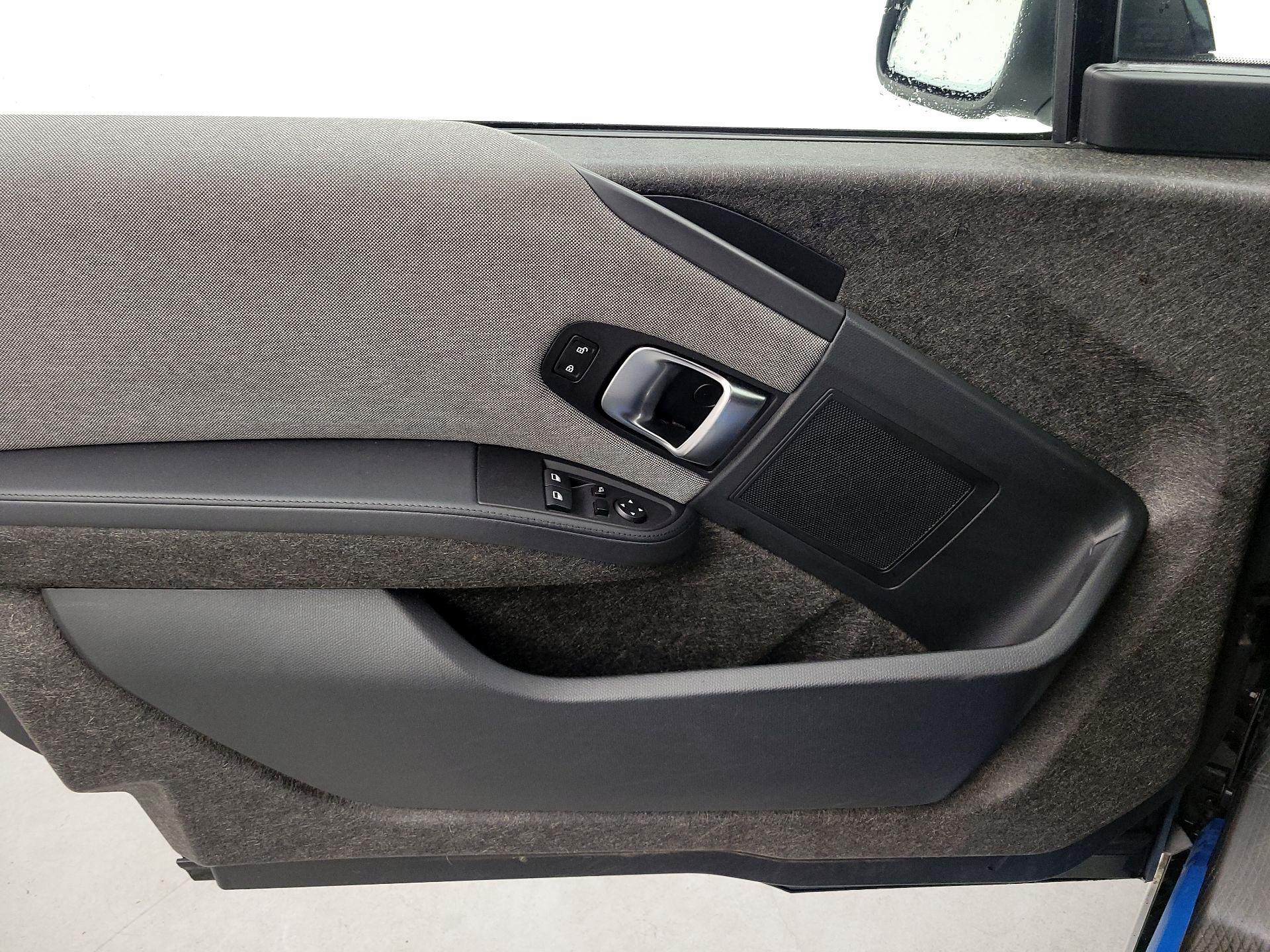 Thumbnail: 2017 BMW i3 - 12
