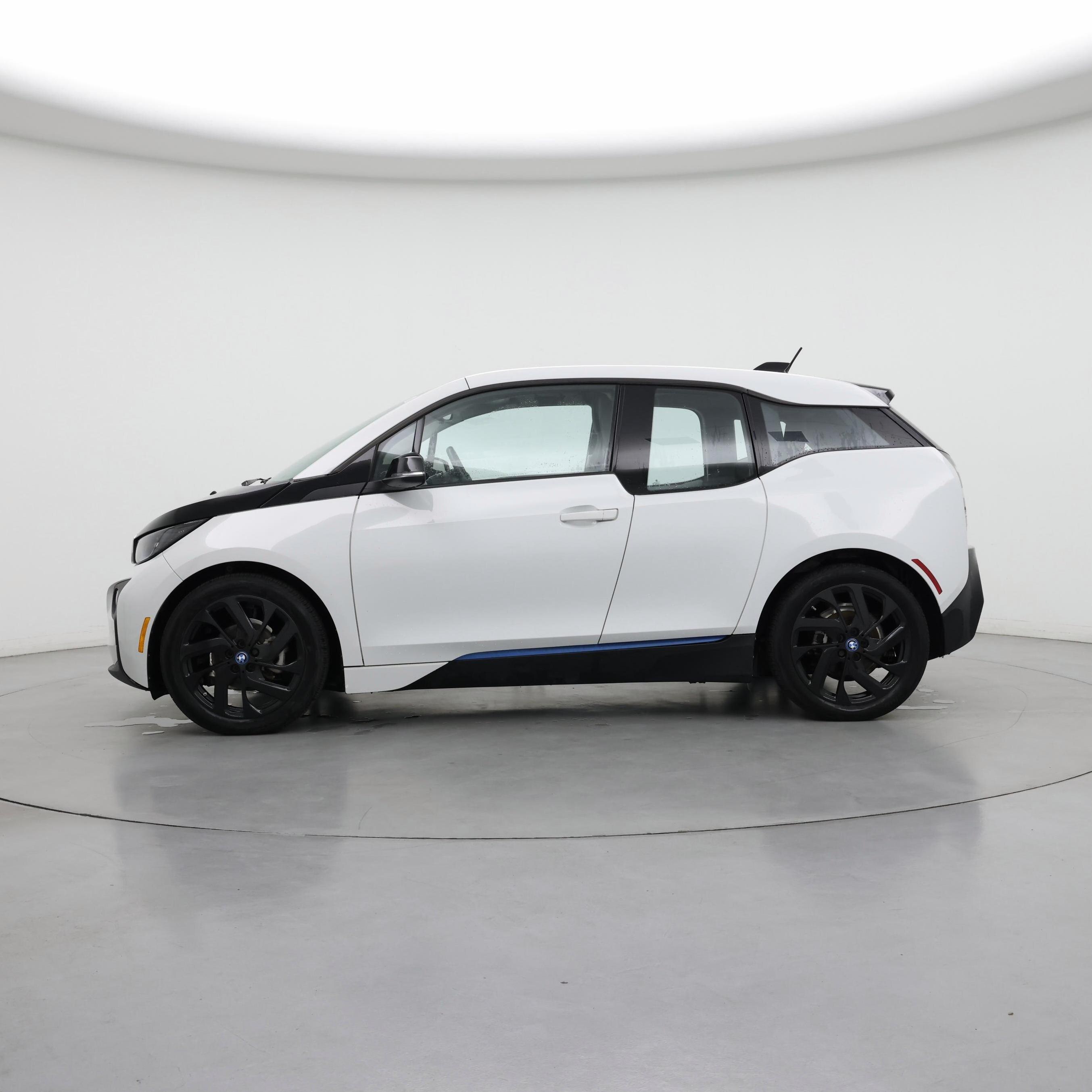 Thumbnail: 2017 BMW i3 - 3