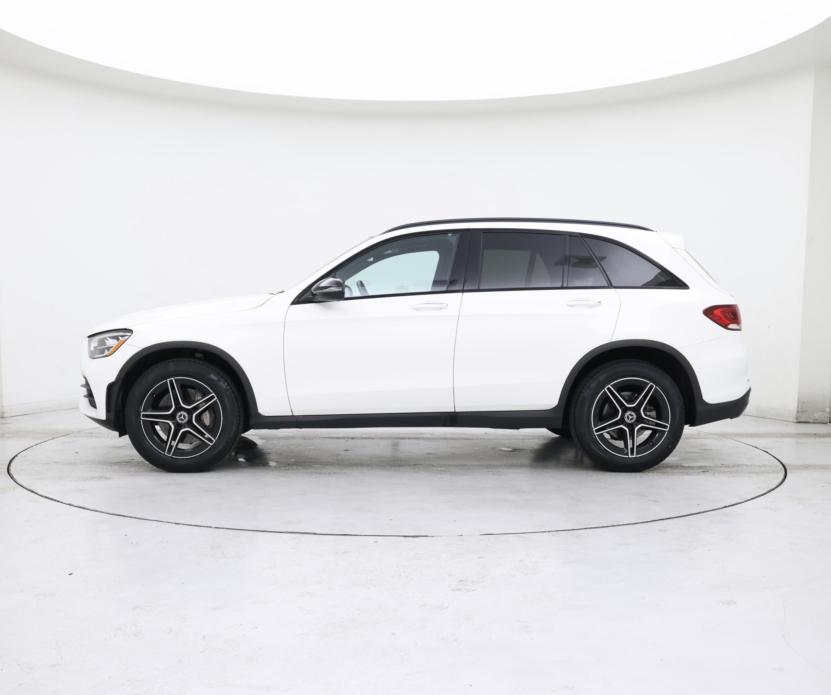 Thumbnail: 2020 Mercedes-Benz GLC - 3