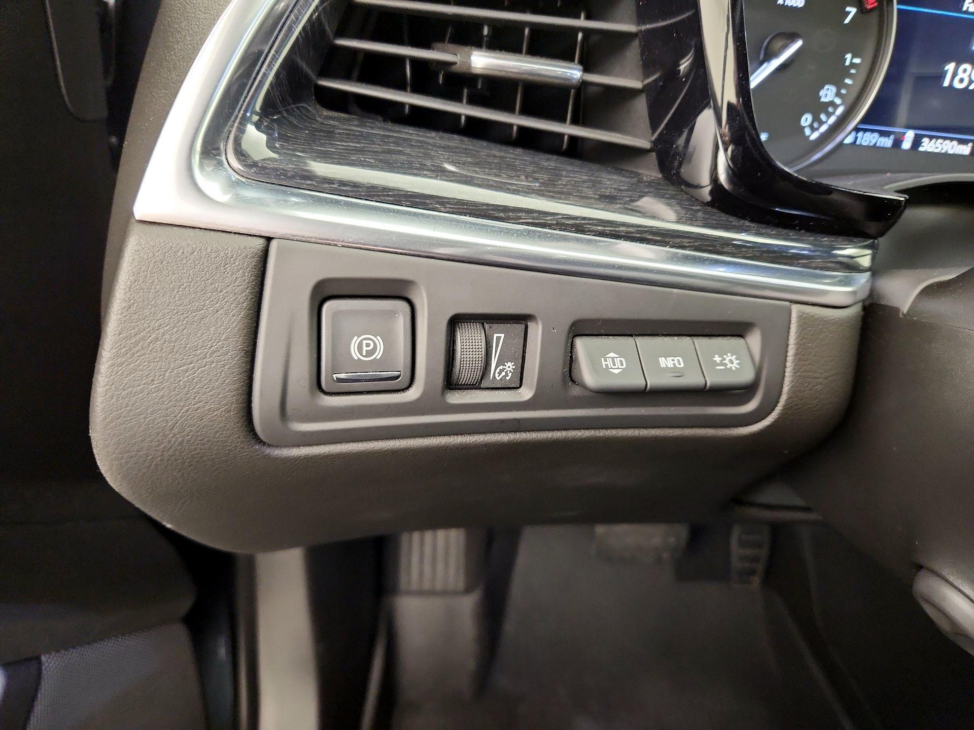 Thumbnail: 2021 Cadillac XT5 - 13