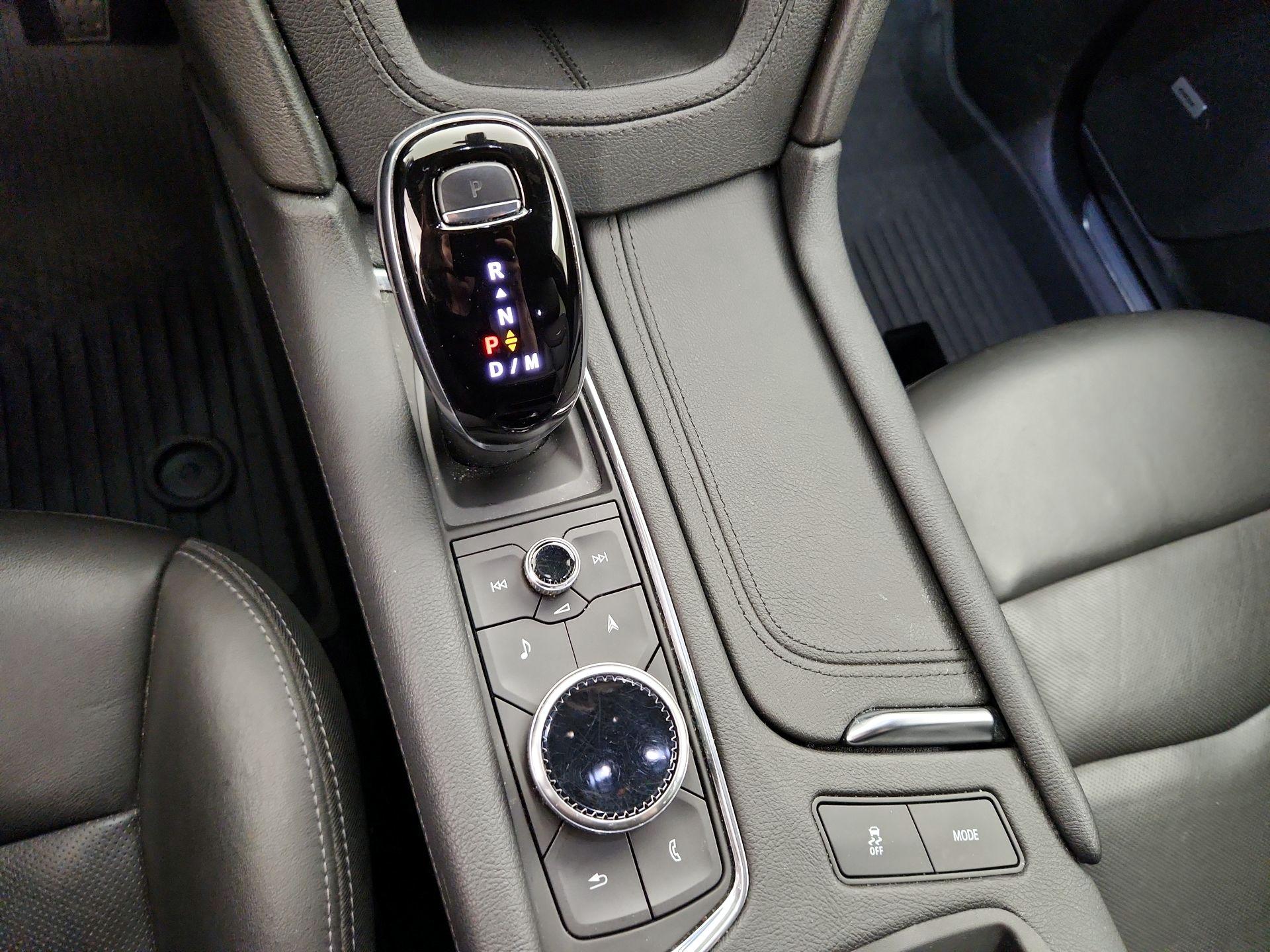 Thumbnail: 2021 Cadillac XT5 - 17