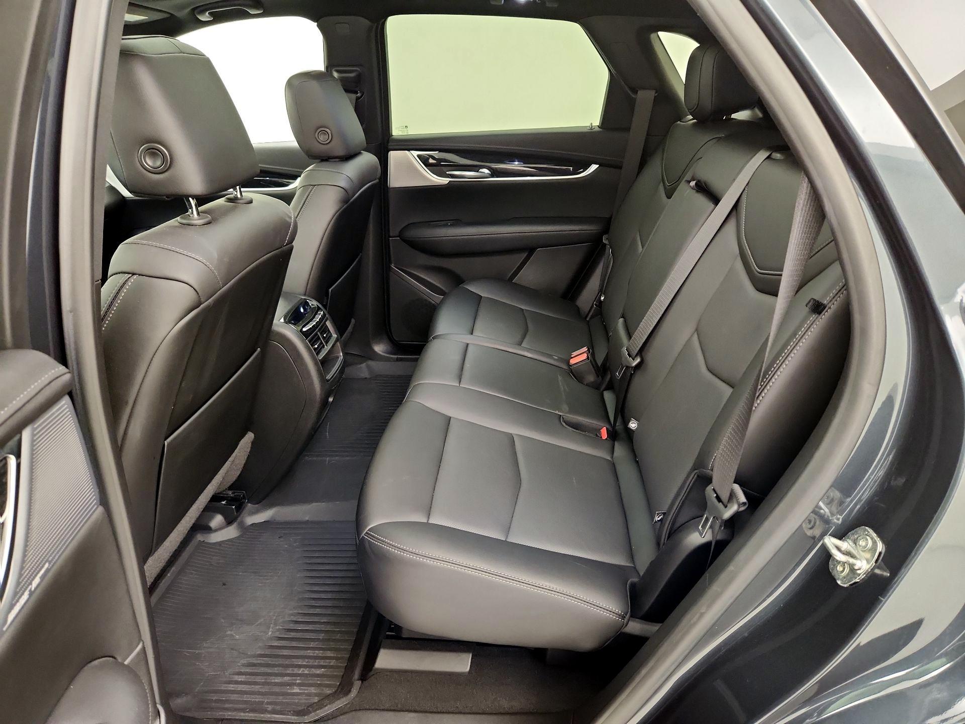 Thumbnail: 2021 Cadillac XT5 - 19