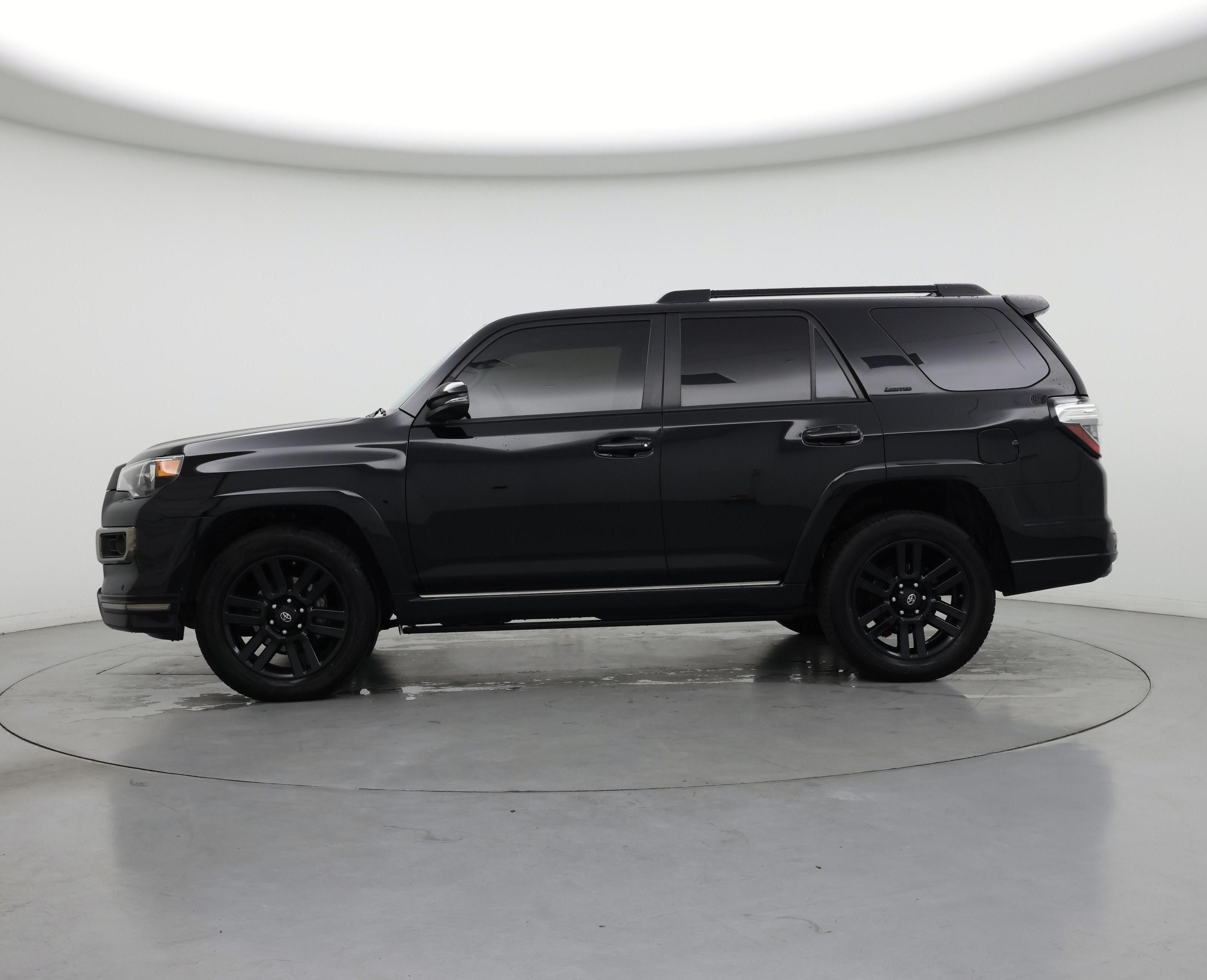 Thumbnail: 2019 Toyota 4Runner - 3