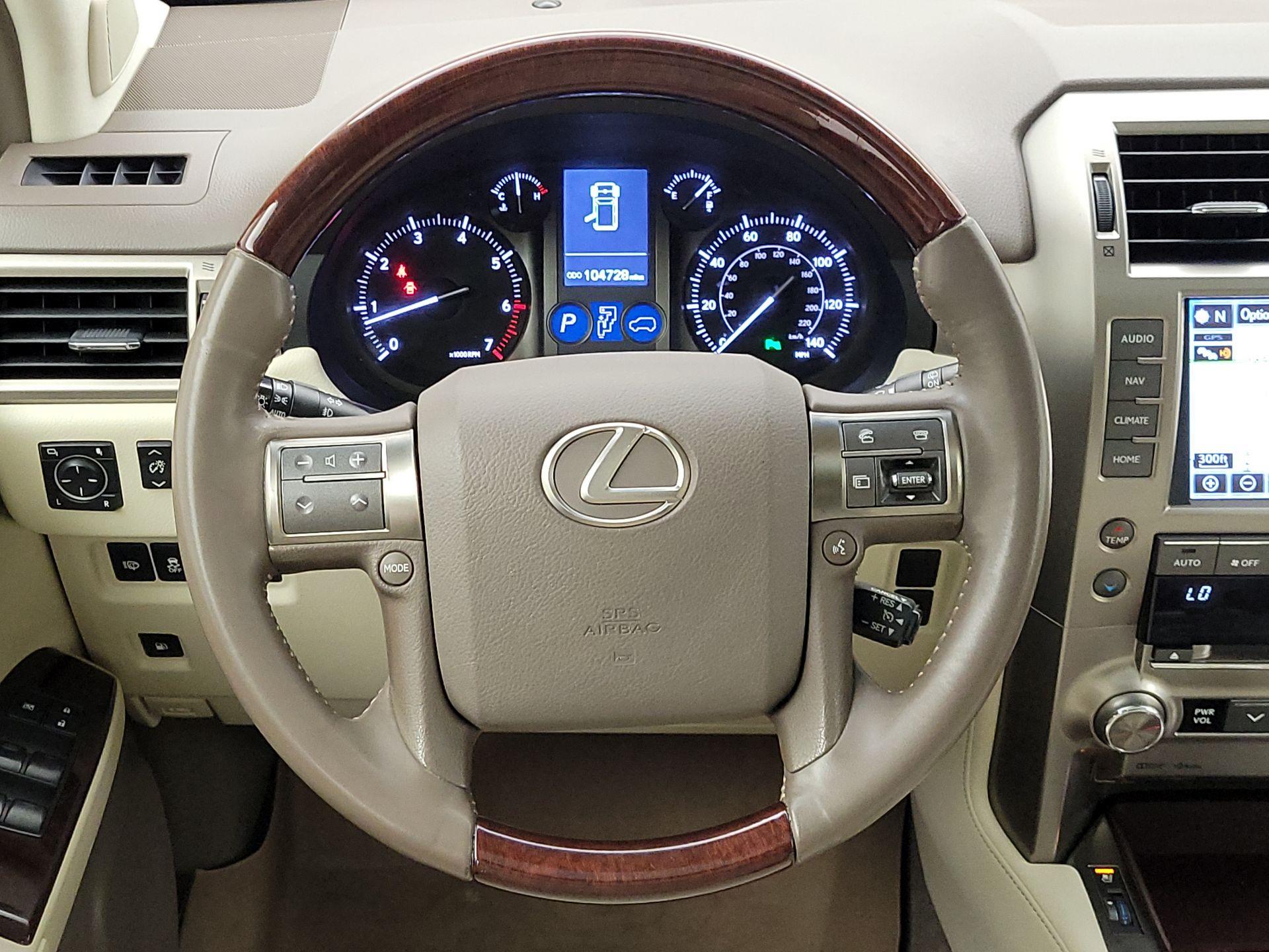 Thumbnail: 2014 Lexus GX - 10