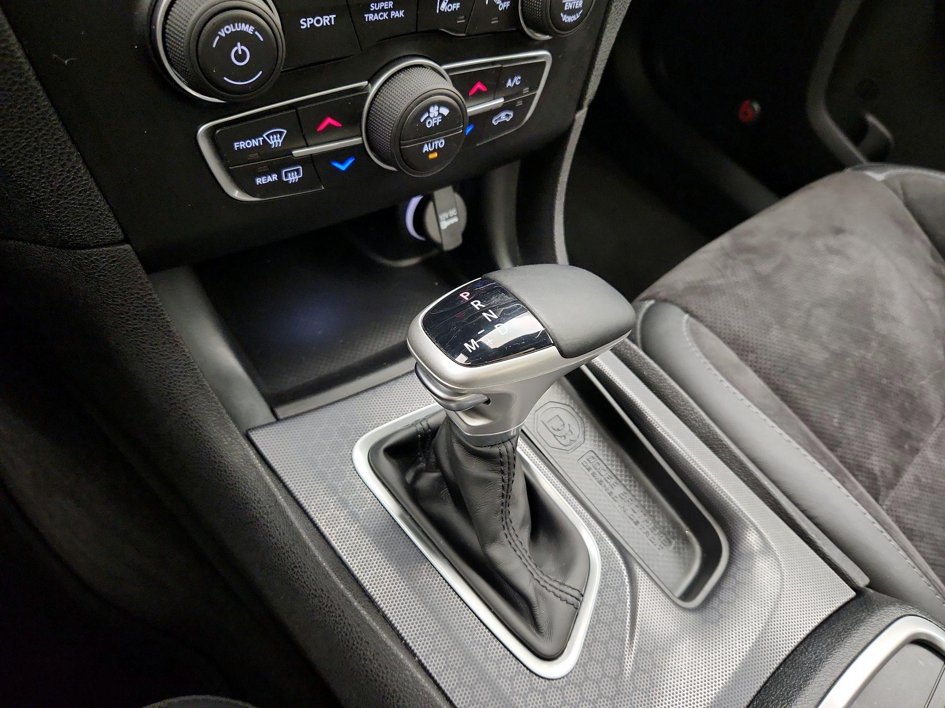 Thumbnail: 2018 Dodge Charger - 18
