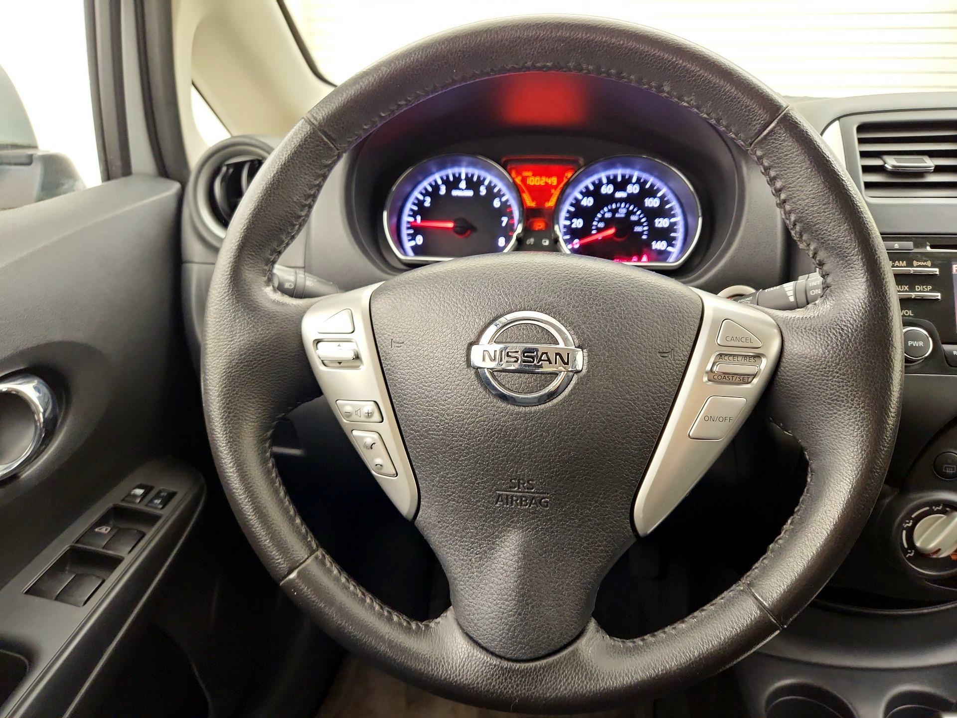 Thumbnail: 2014 Nissan Versa Note - 10