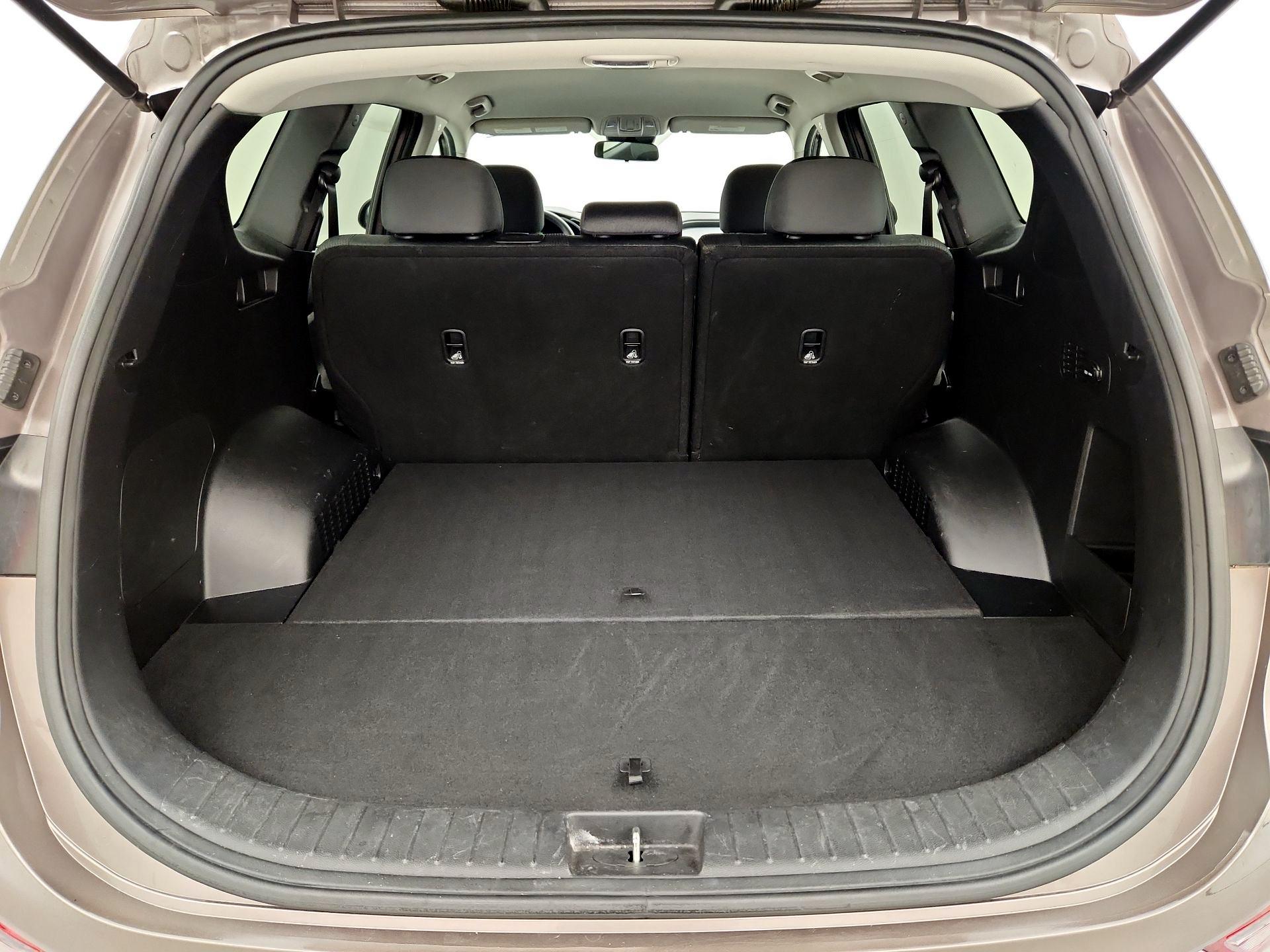 Thumbnail: 2020 Hyundai Santa Fe - 20