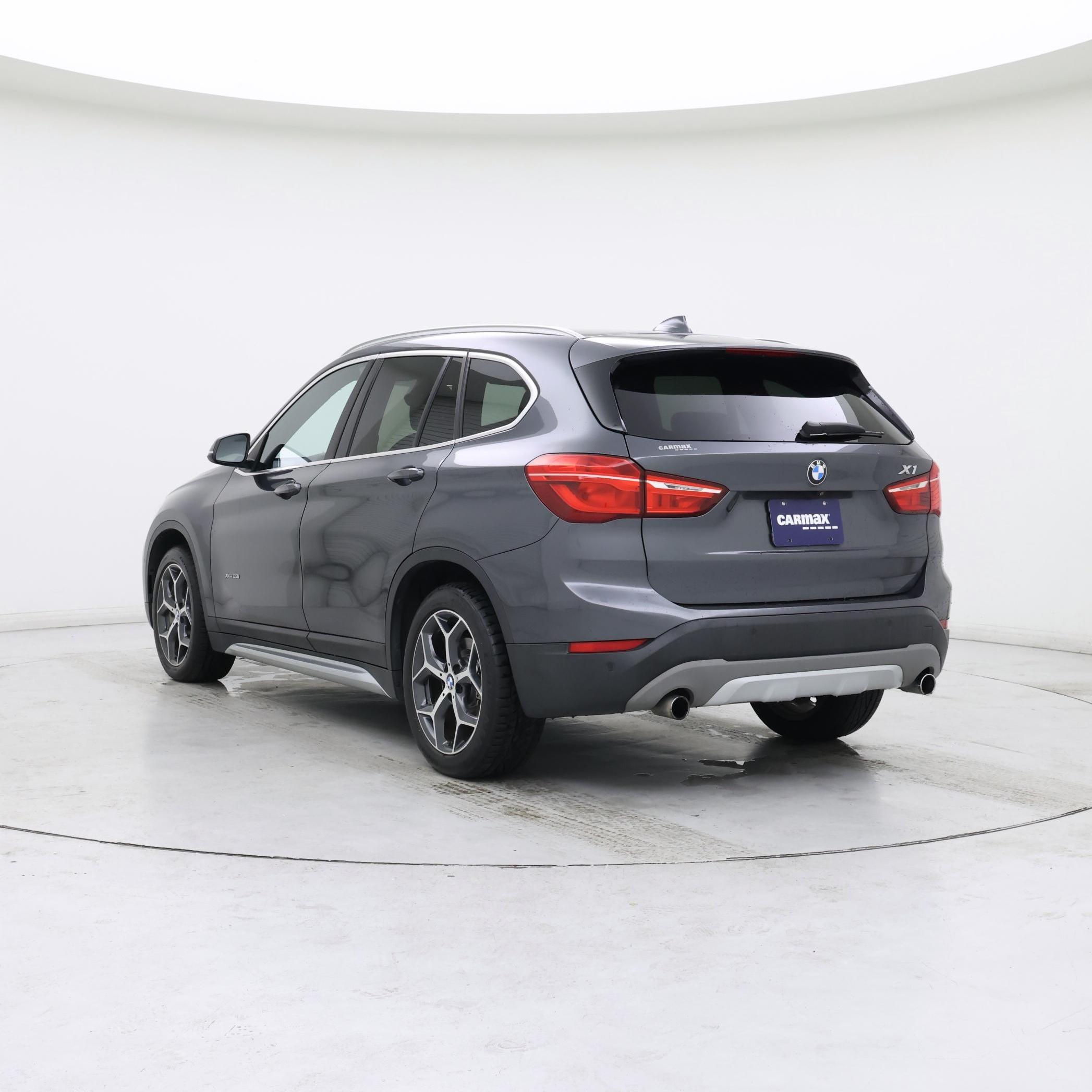 Thumbnail: 2017 BMW X1 - 2