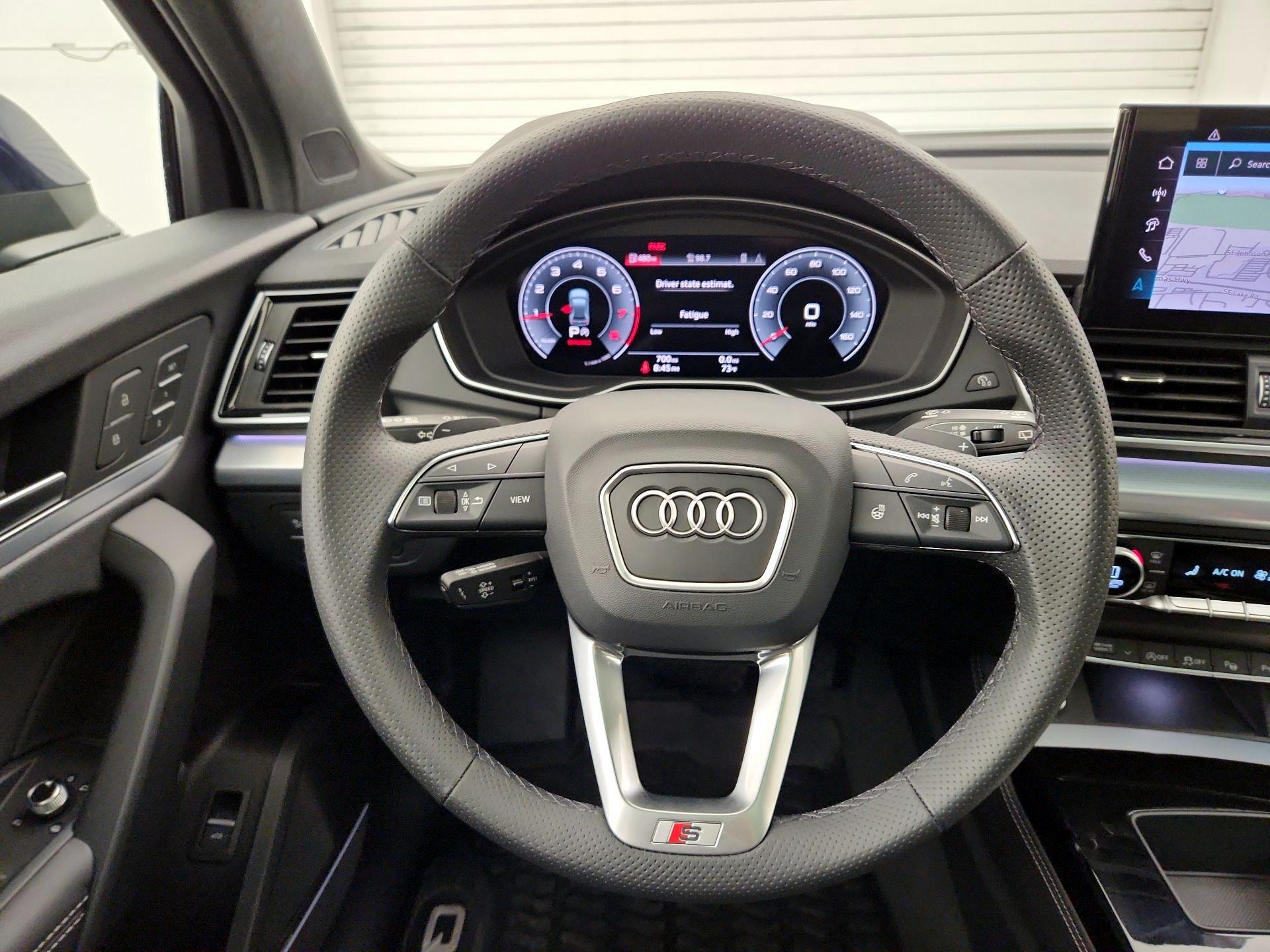 Thumbnail: 2024 Audi Q5 - 10