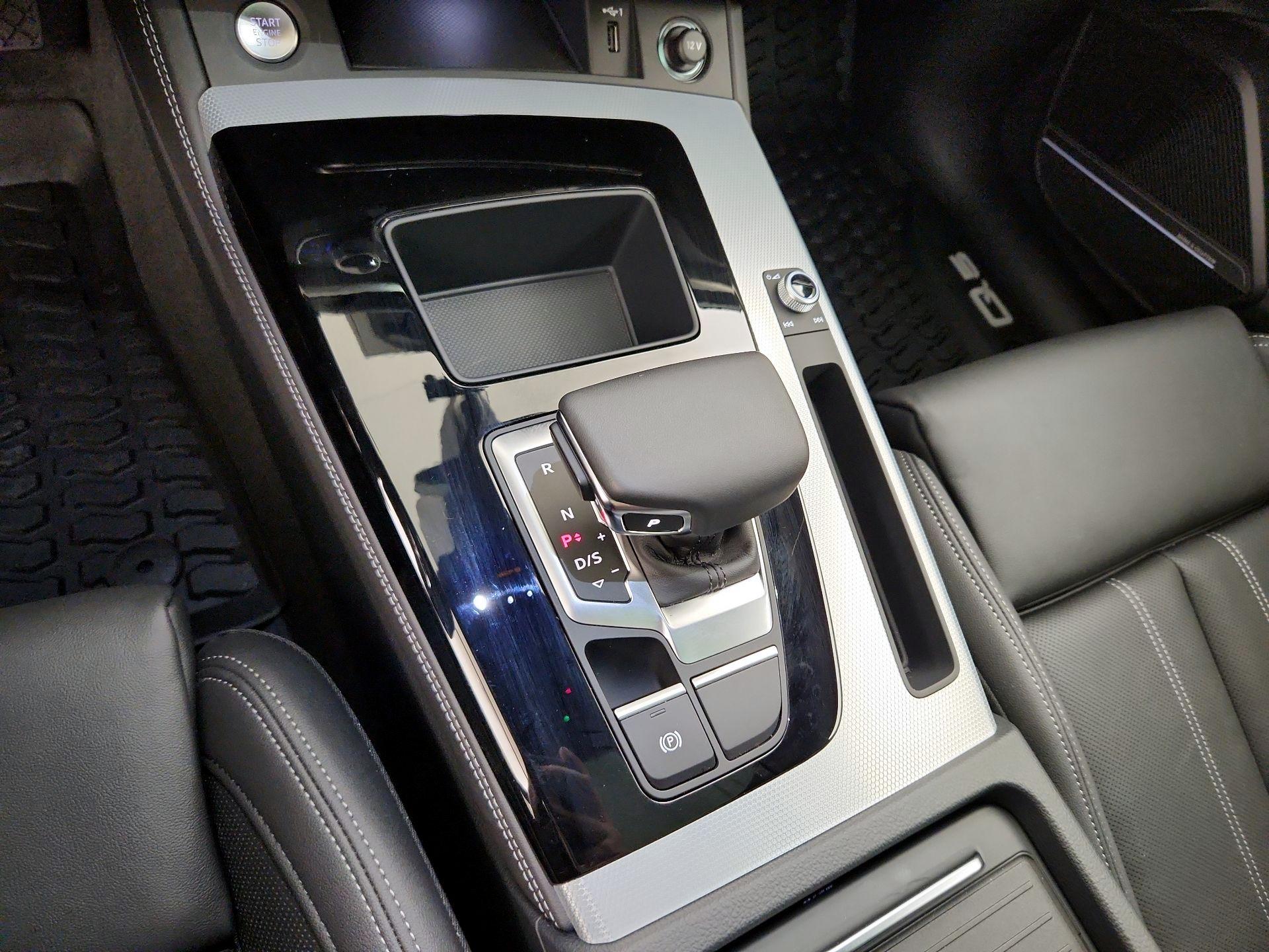 Thumbnail: 2024 Audi Q5 - 18